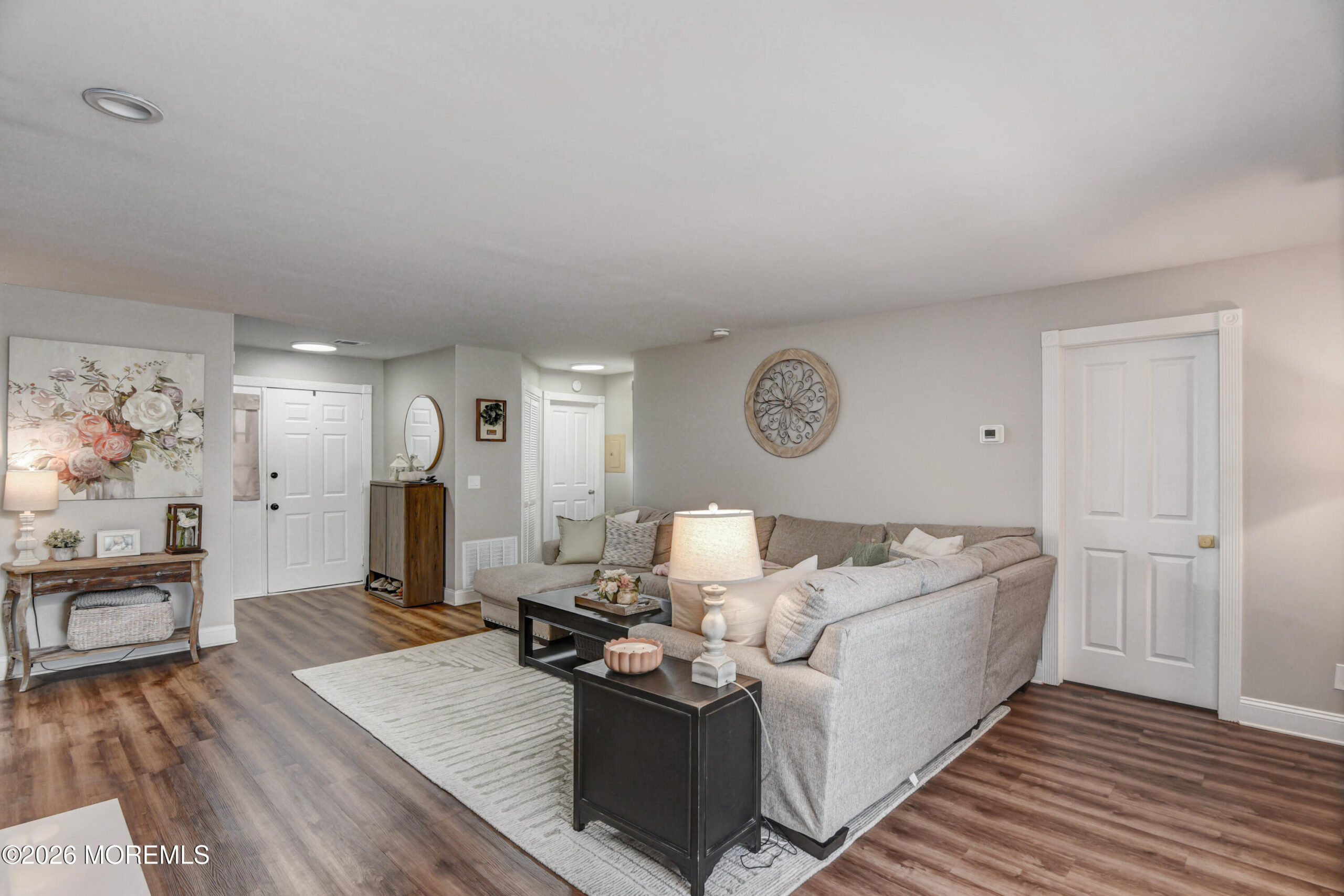520 Waters Edge Drive 520 Image 5