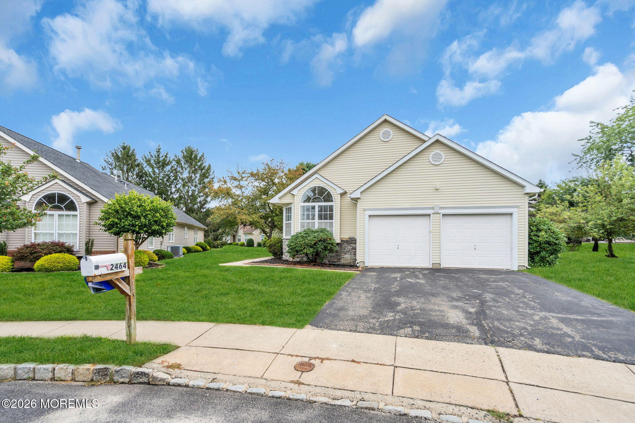 2464 Spring Hill Drive Image 5