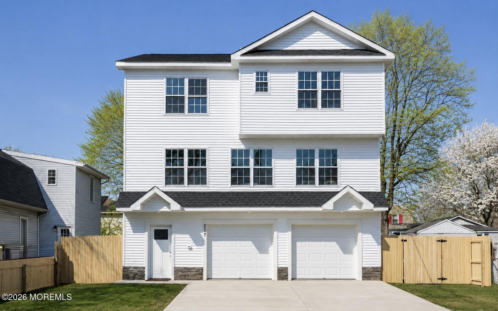 217 Seeley Avenue Image 3