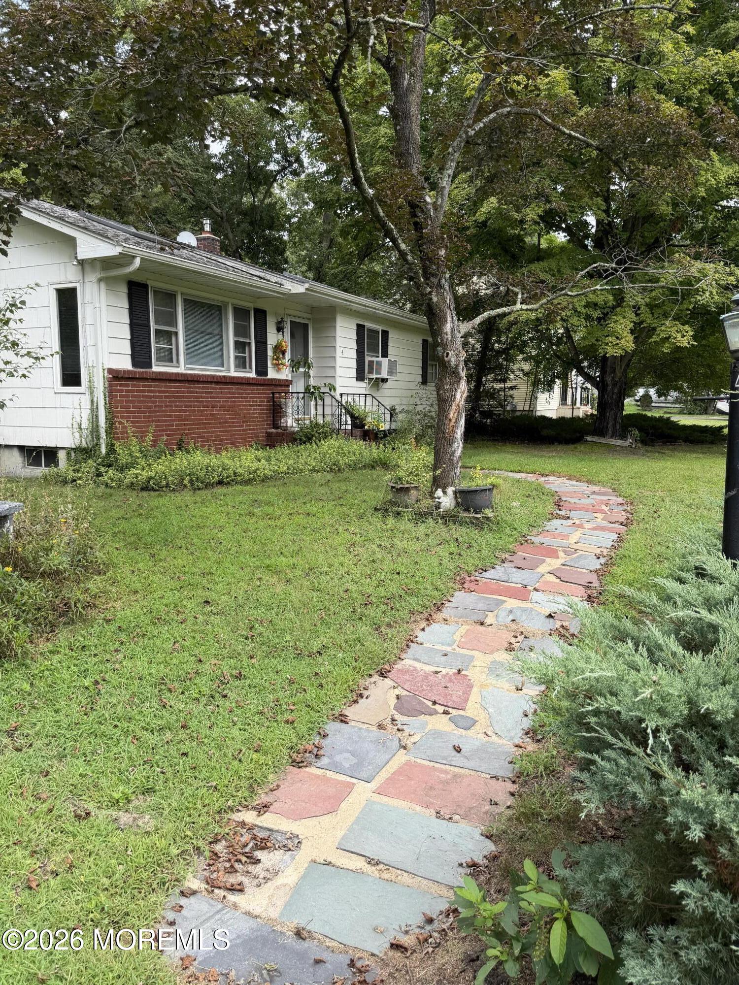 4 Peach Tree Street Image 3