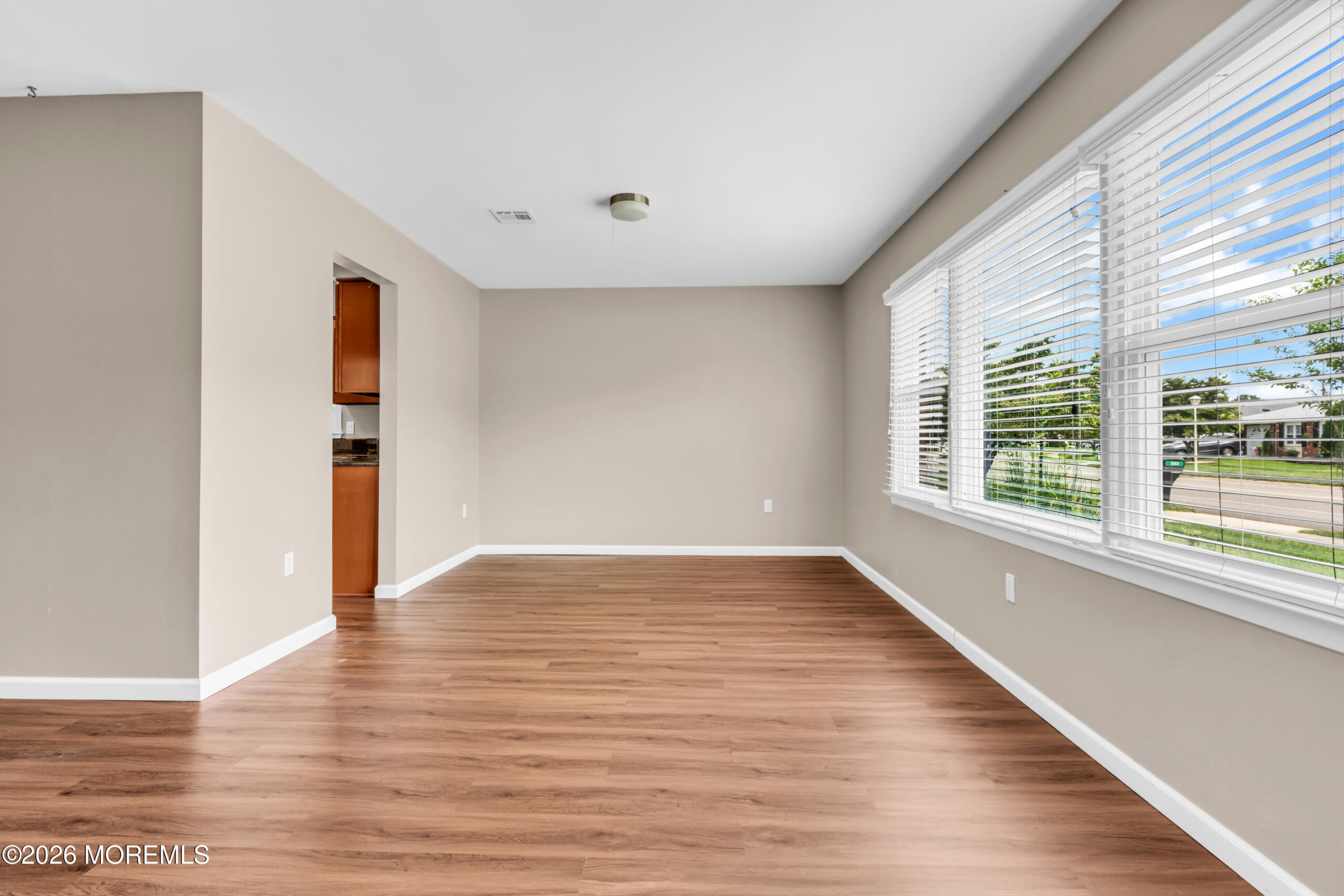 201 Lions Head Boulevard Image 4