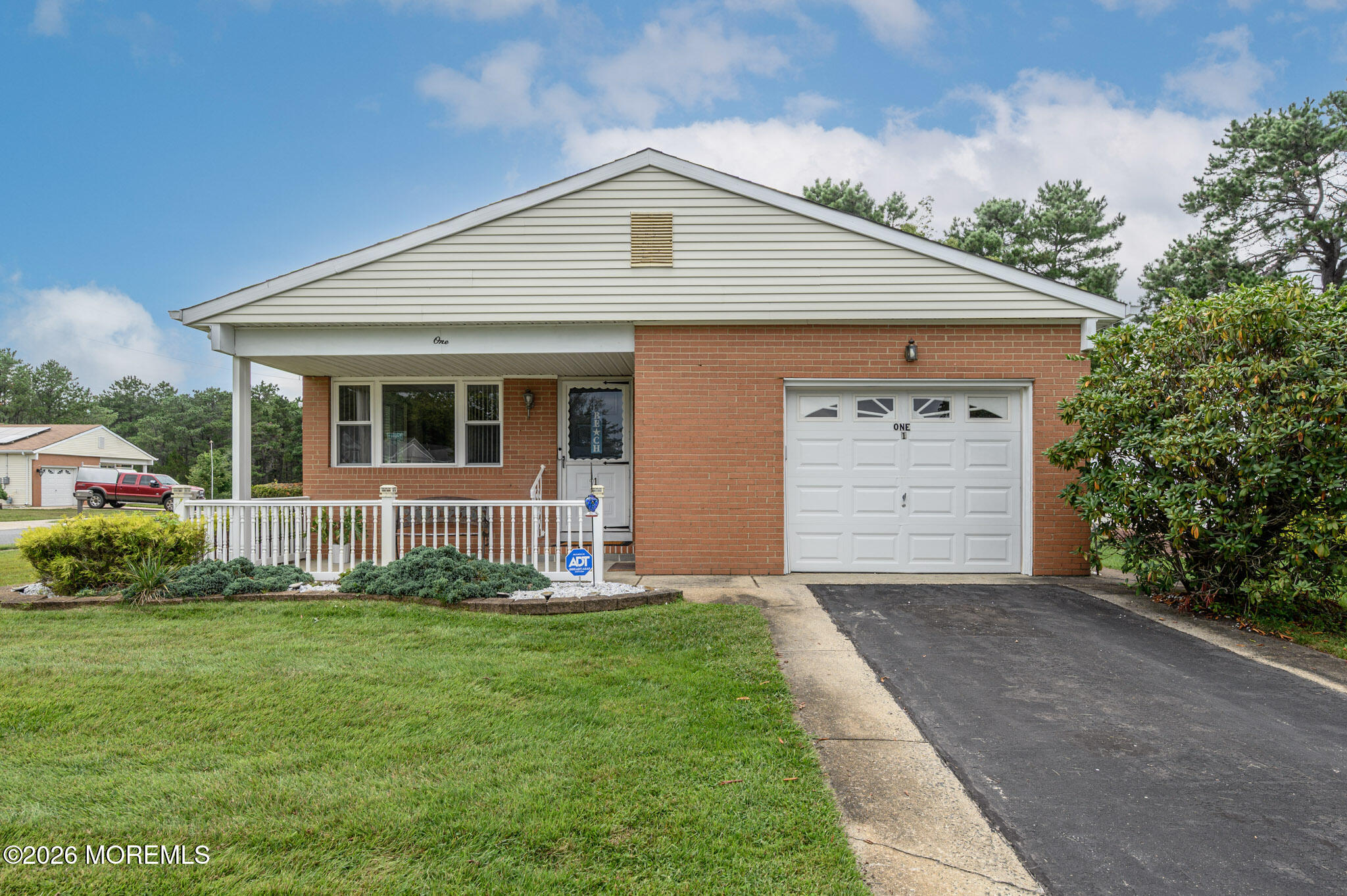 1 Selkirk Avenue, Toms River, NJ, 08757