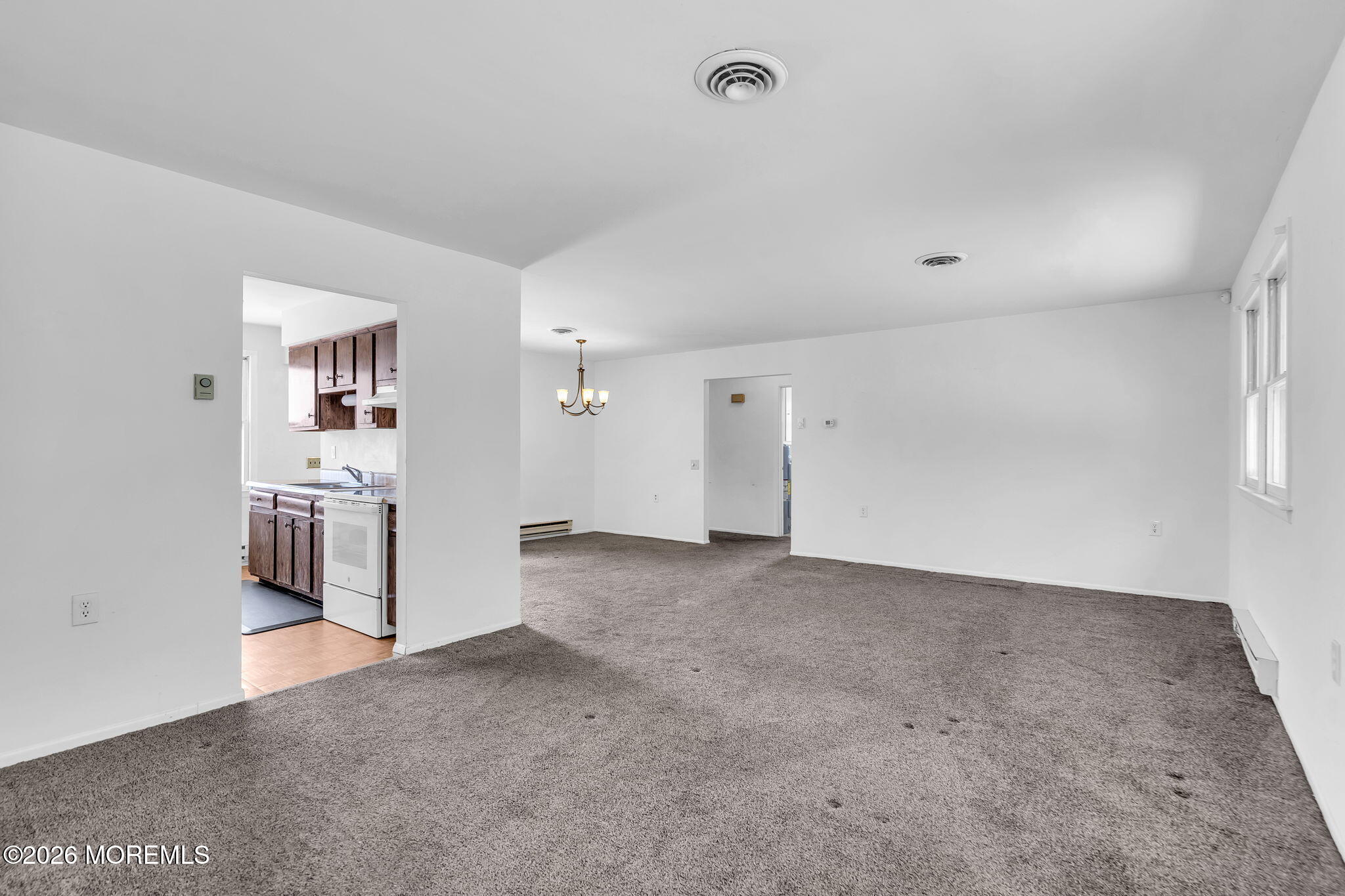 14 S Chestnut Avenue Image 5