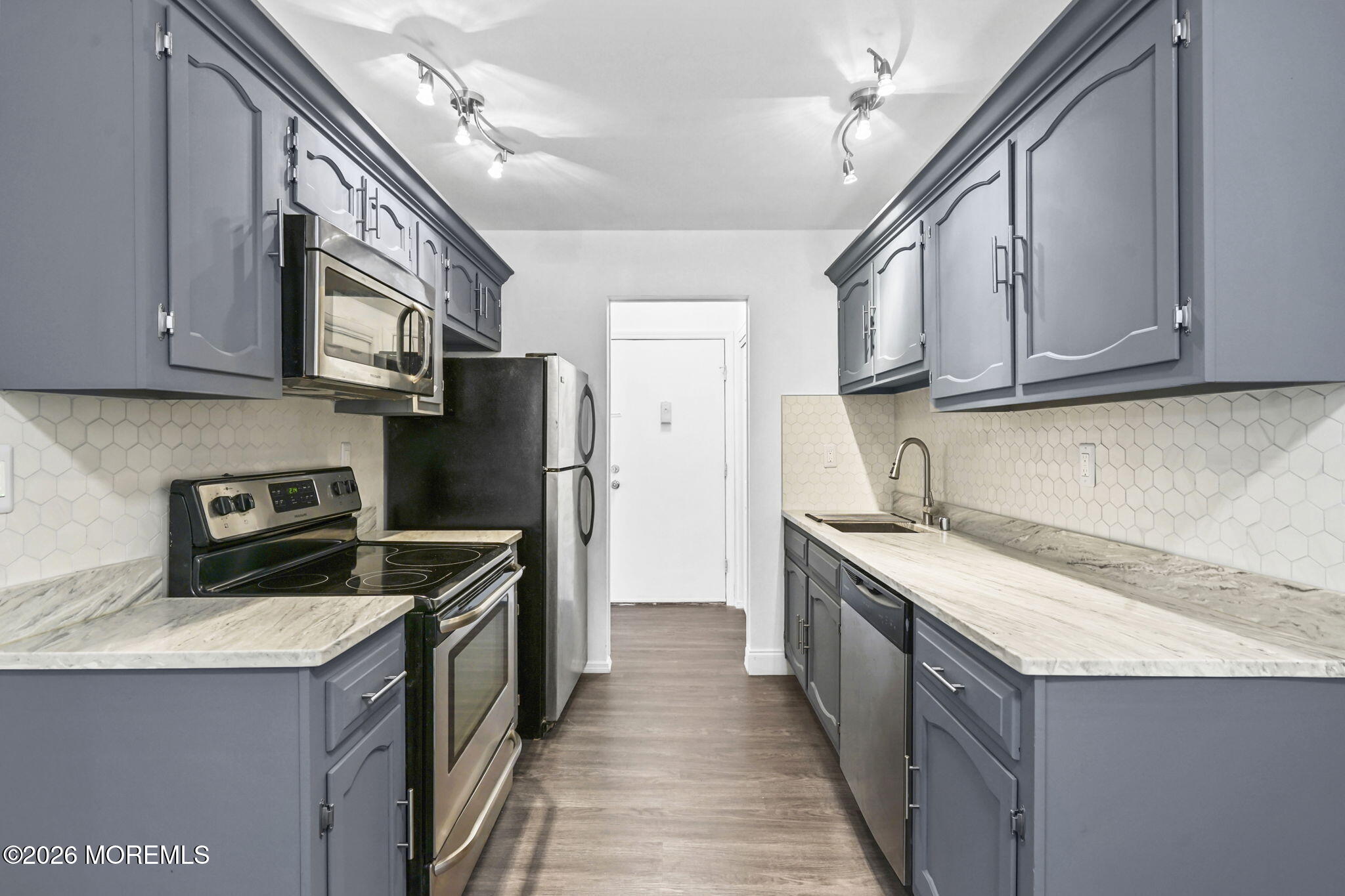 233 Medford Court E, Manalapan, NJ, 07726 image 15
