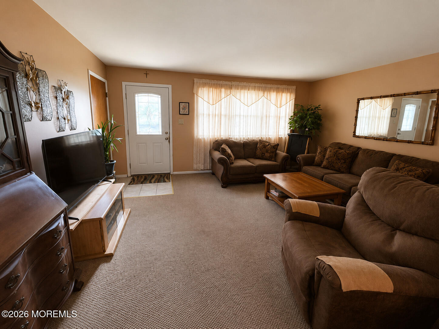 222 Lane Place Image 3