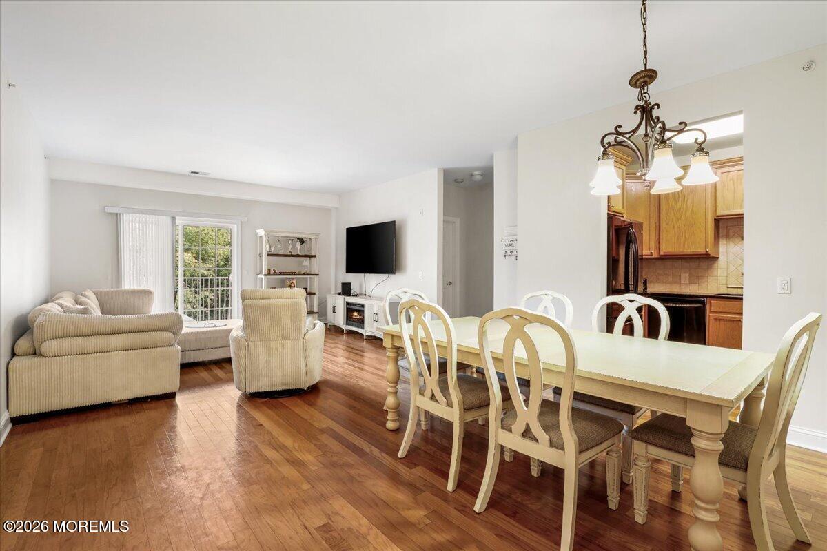 203 Canterbury Lane Image 2