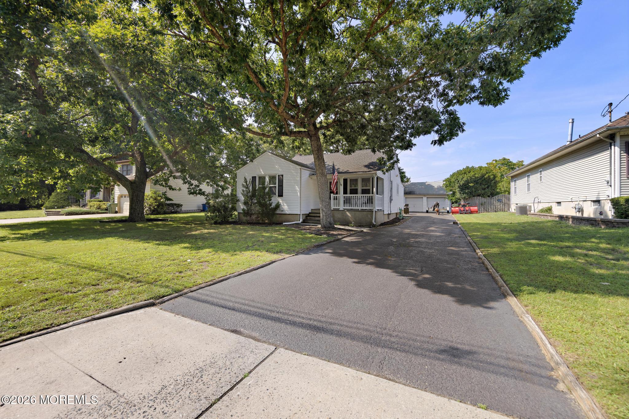 20 Weston Place Image 3