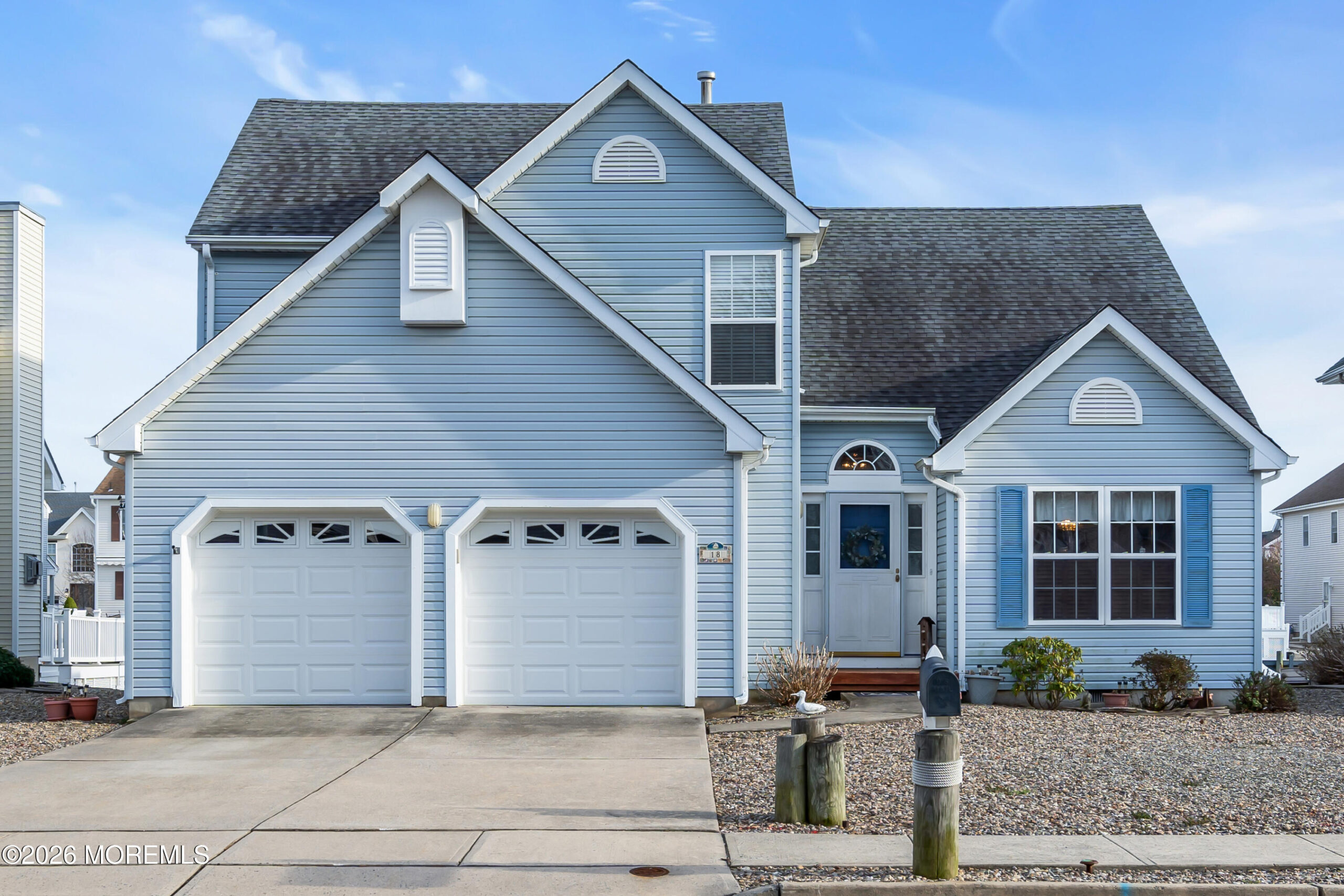18 Peaksail Drive Image 2