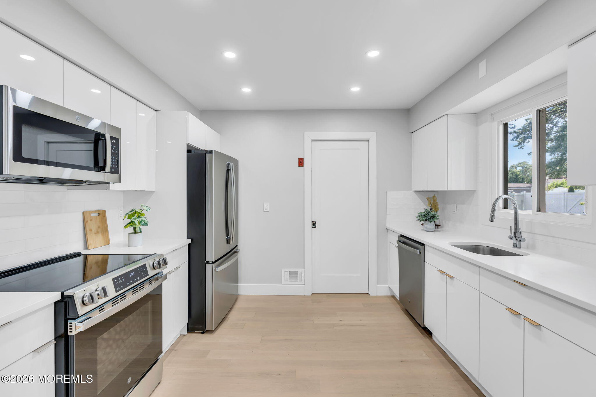 160 Berkeley Drive, Brick, NJ, 08724 image 28