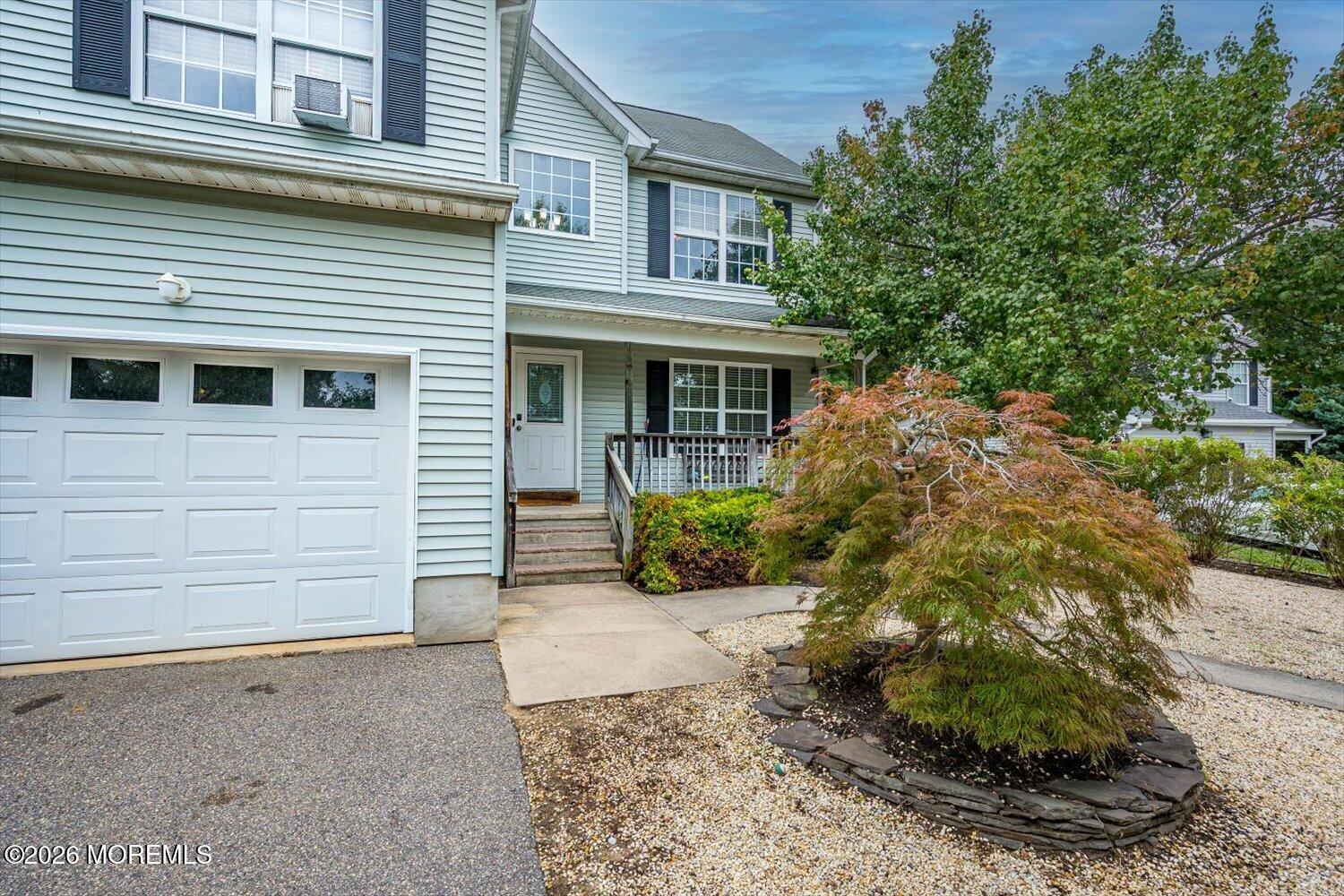 27 Lena Court Image 3