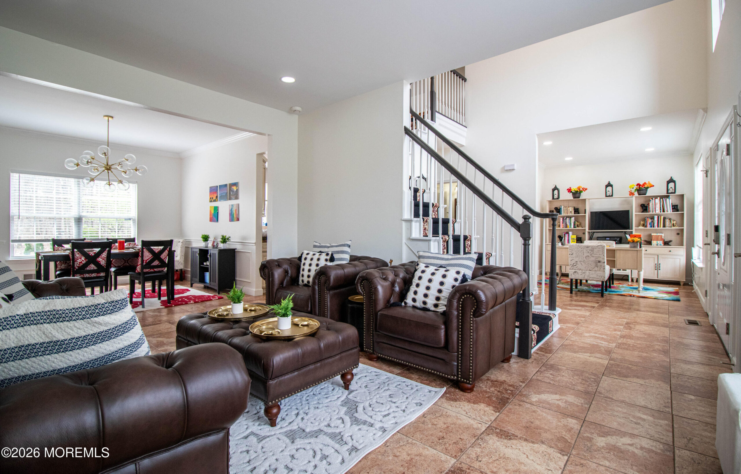 845 Woodbury Drive Image 3