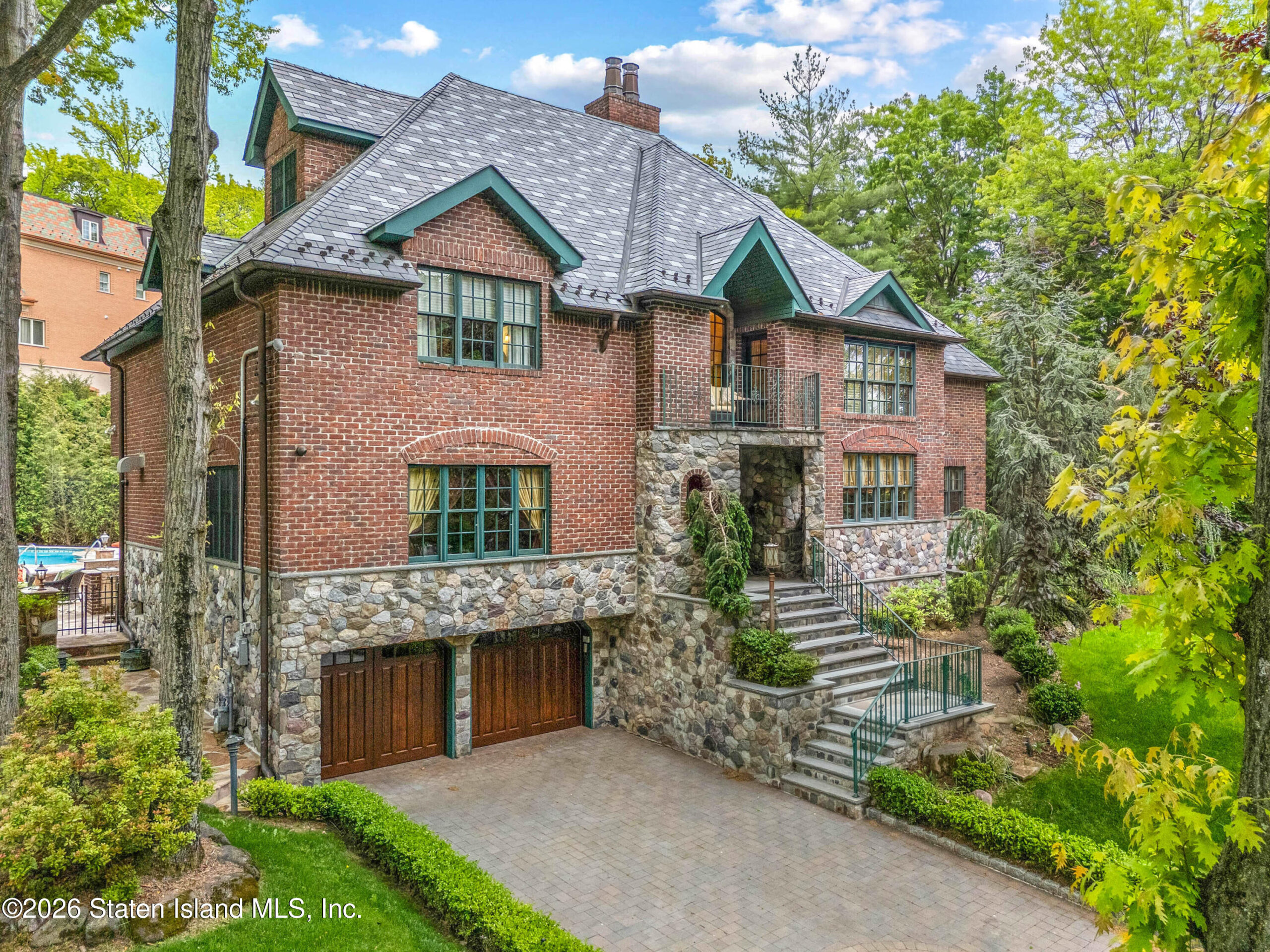 347 Deere Park Place, Staten Island, NY, 10301