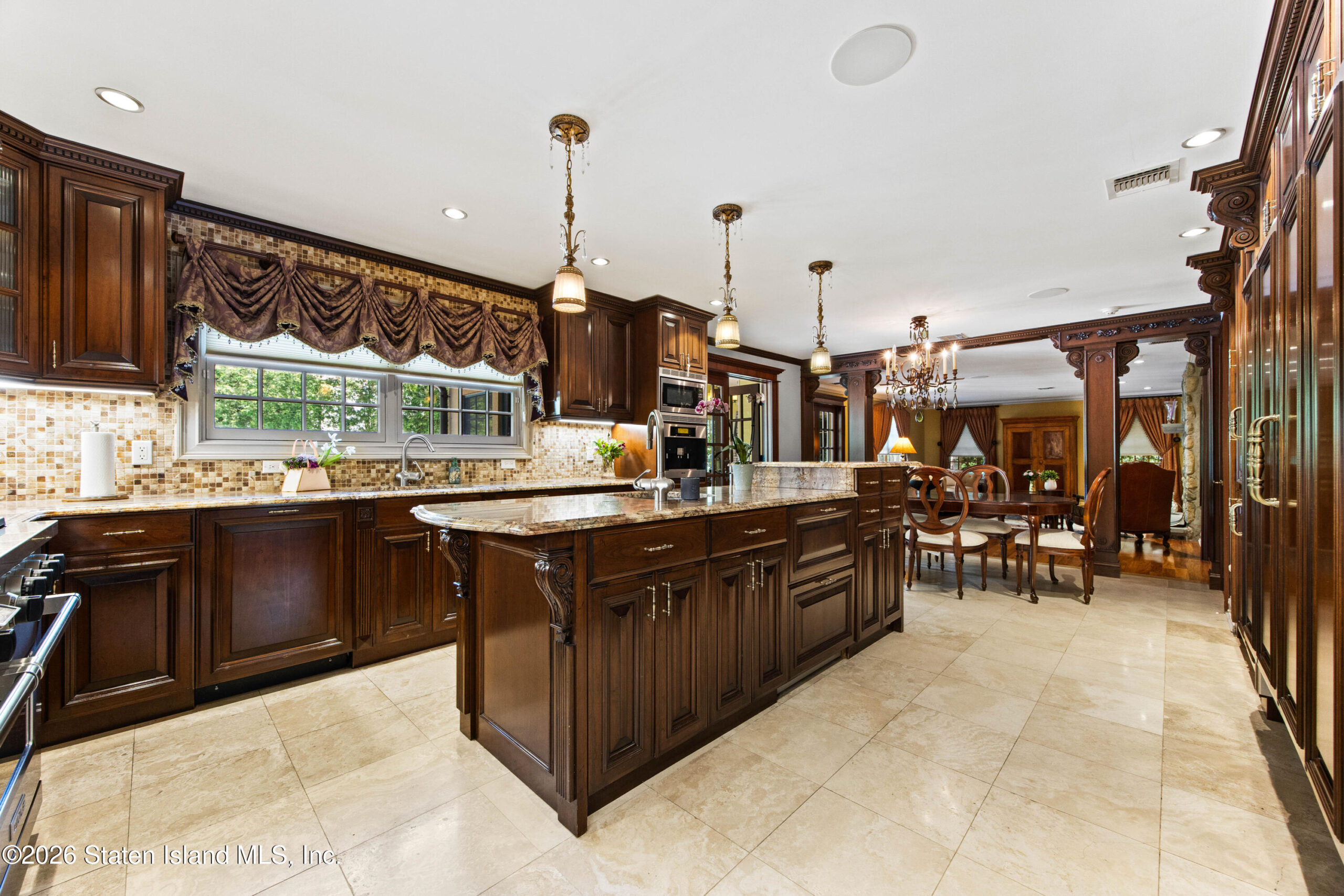 347 Deere Park Place, Staten Island, NY, 10301 image 7