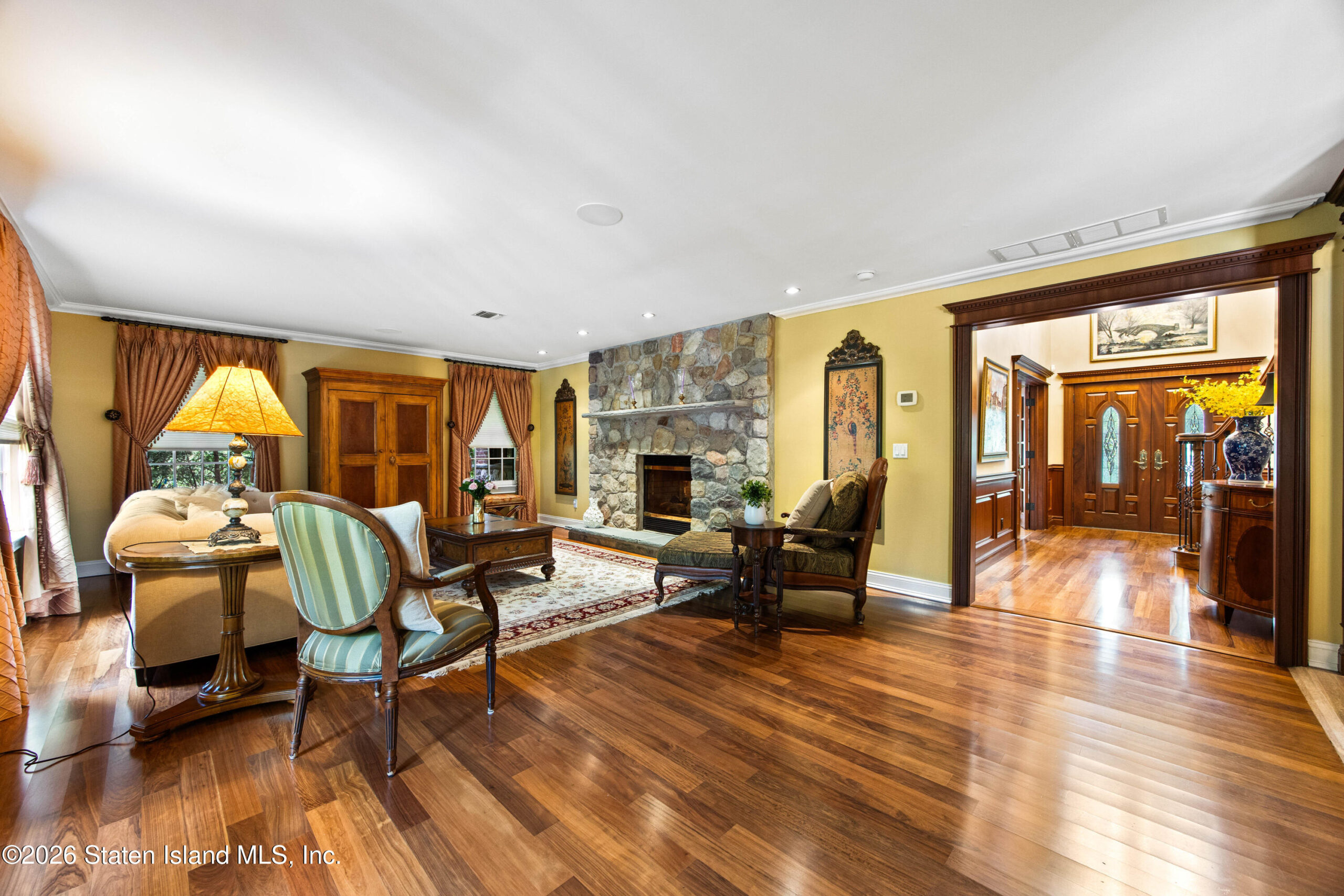 347 Deere Park Place, Staten Island, NY, 10301 image 11