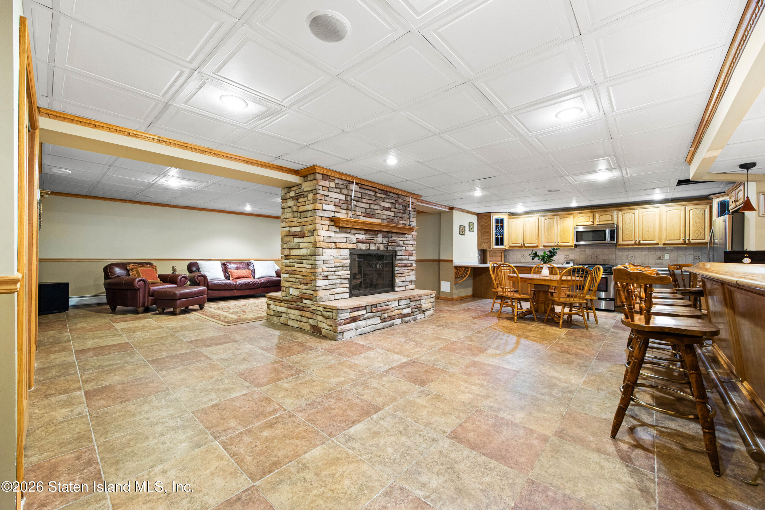 347 Deere Park Place, Staten Island, NY, 10301 image 34