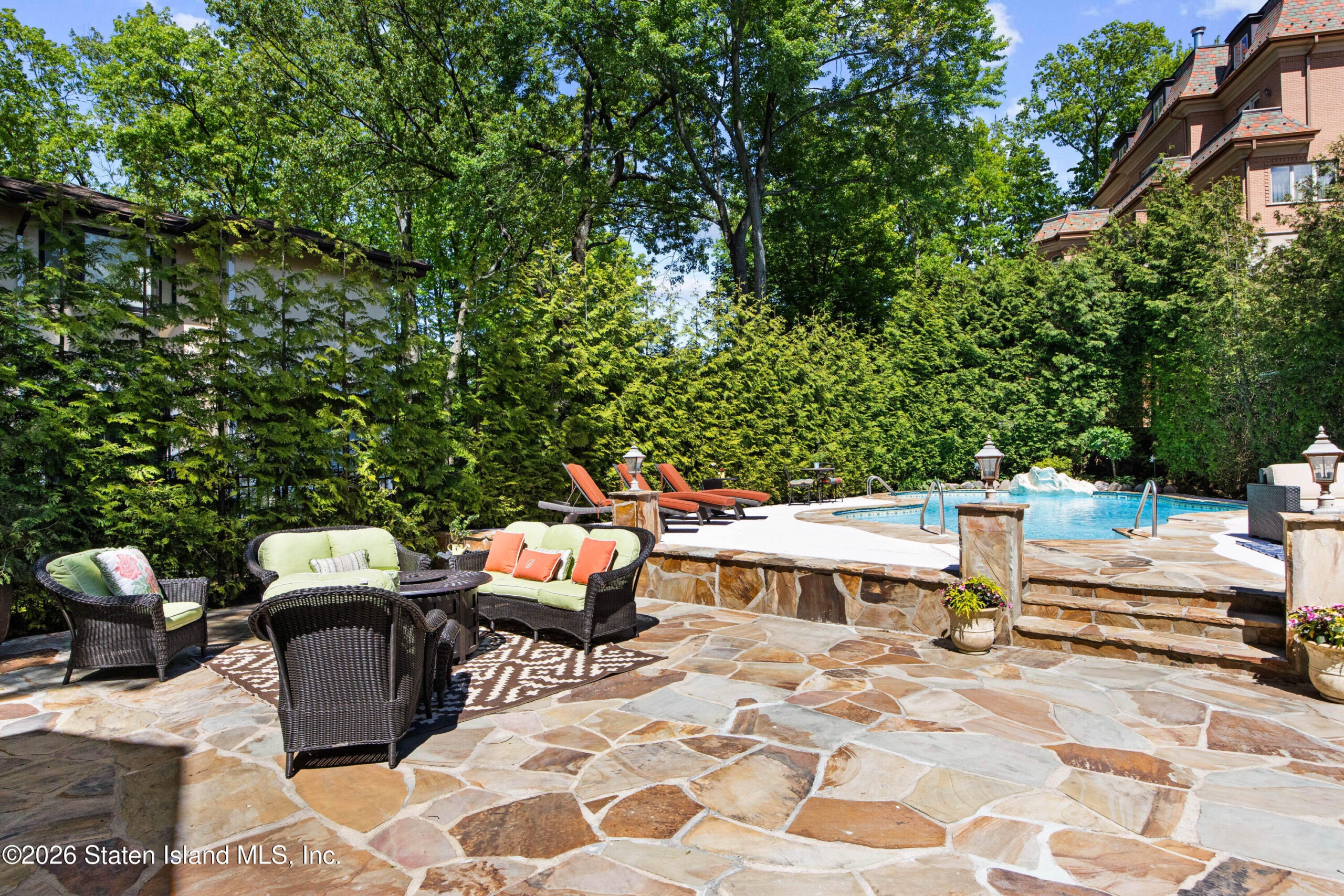 347 Deere Park Place, Staten Island, NY, 10301 image 43