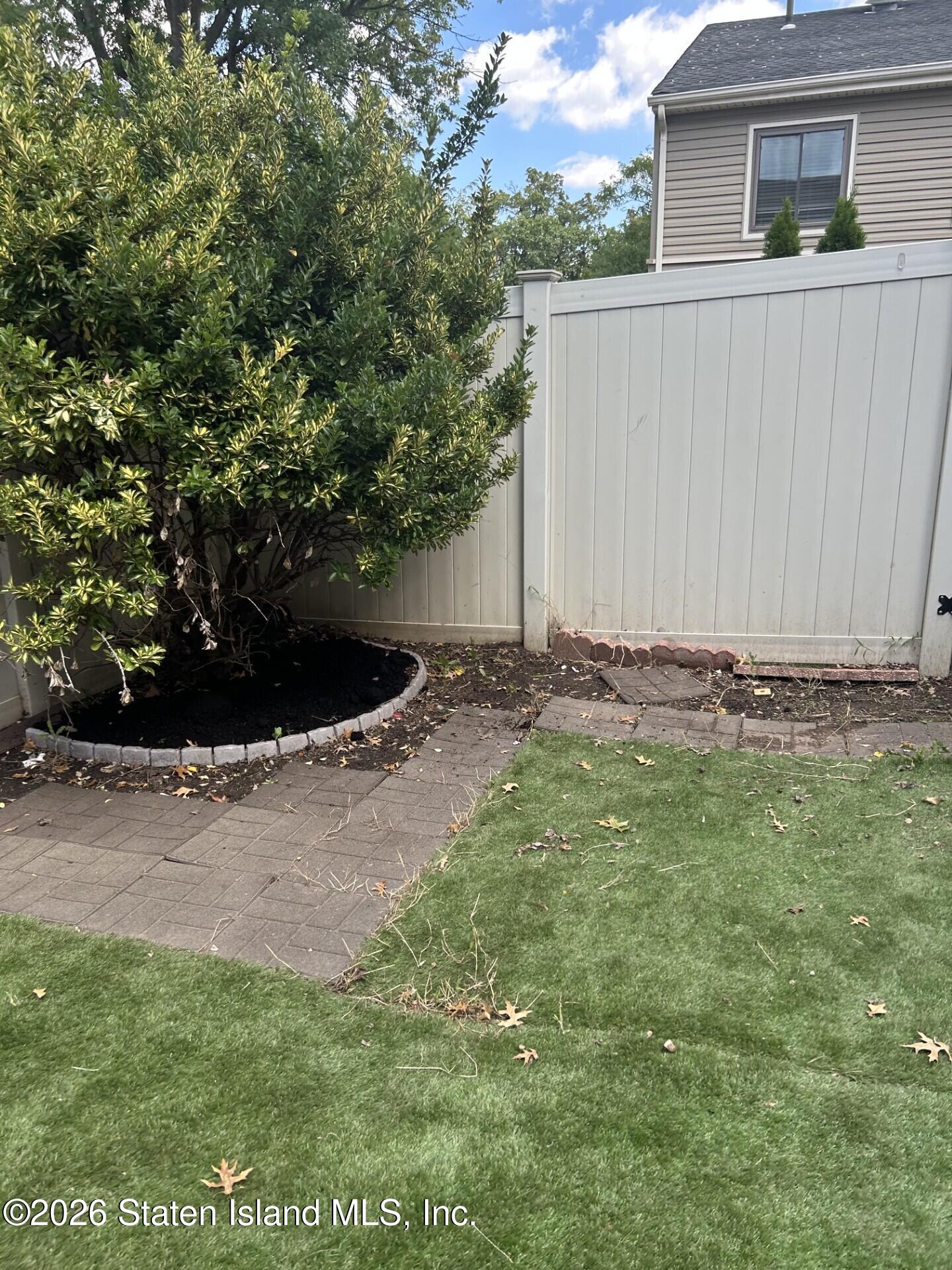 11 Azalea Court Image 3