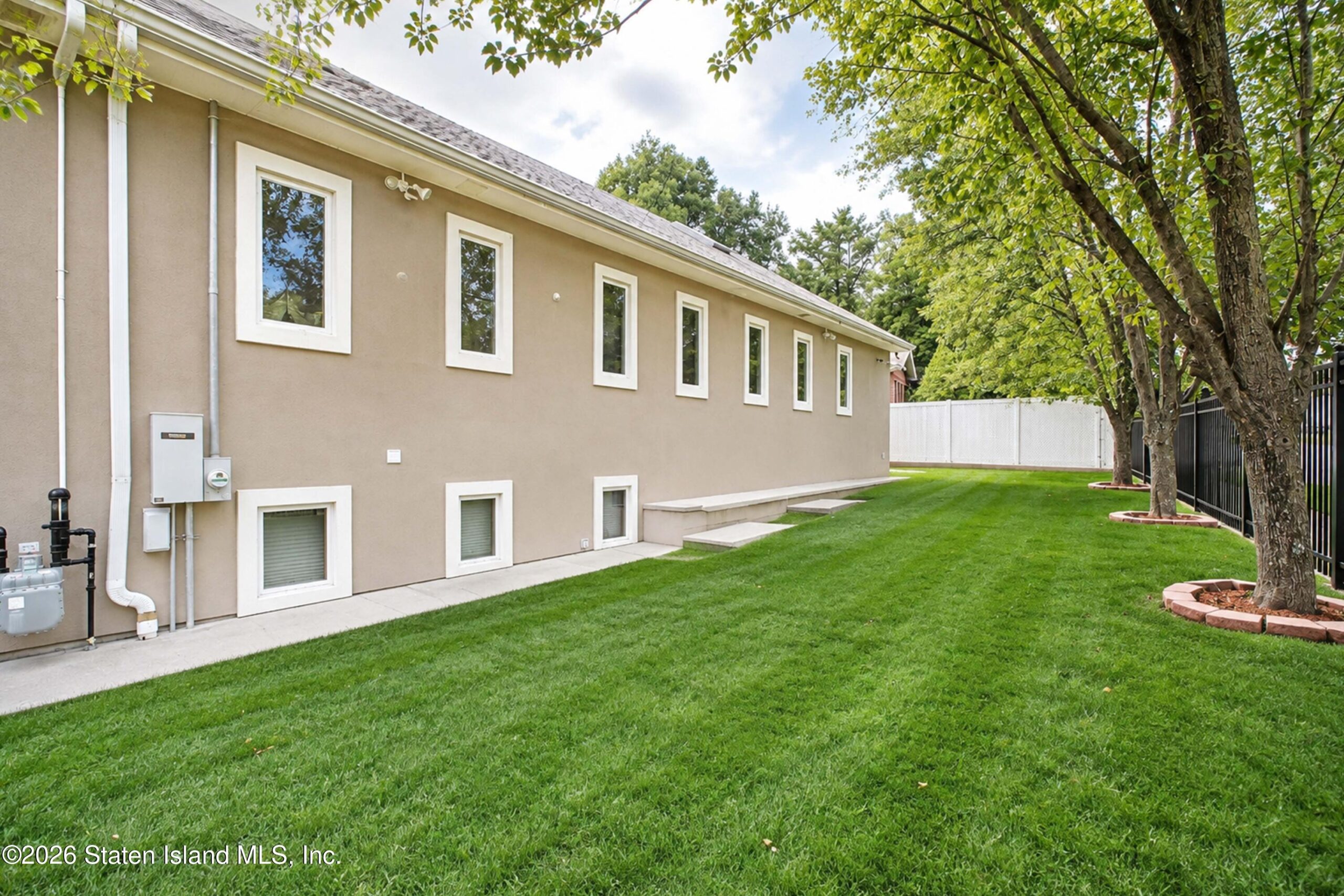160 Goff Avenue, Staten Island, NY, 10309 image 60