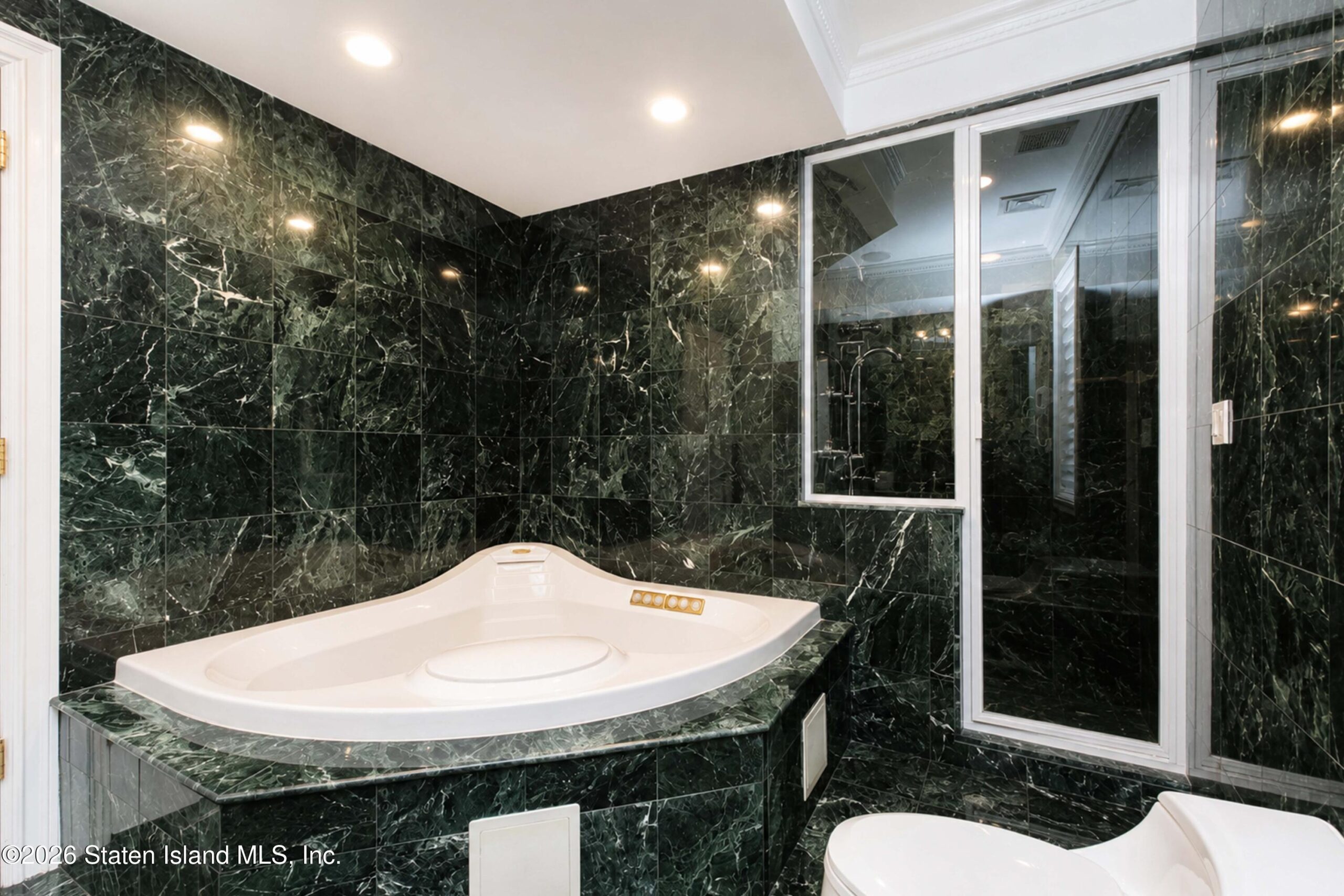 160 Goff Avenue, Staten Island, NY, 10309 image 38