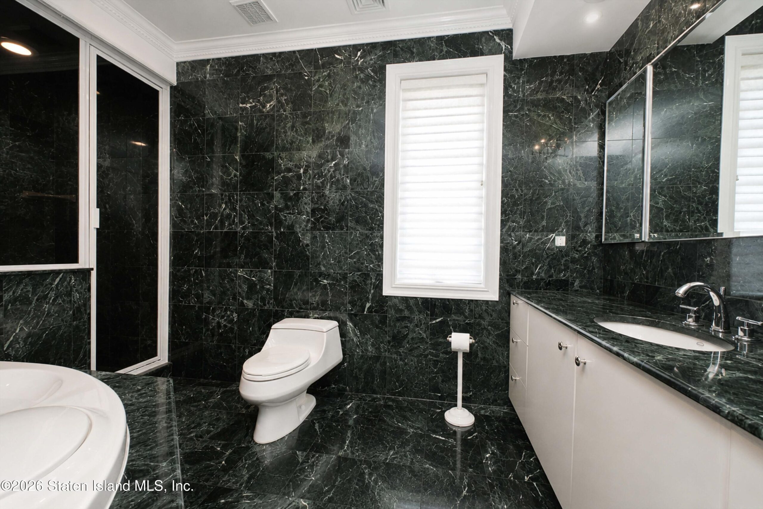 160 Goff Avenue, Staten Island, NY, 10309 image 39