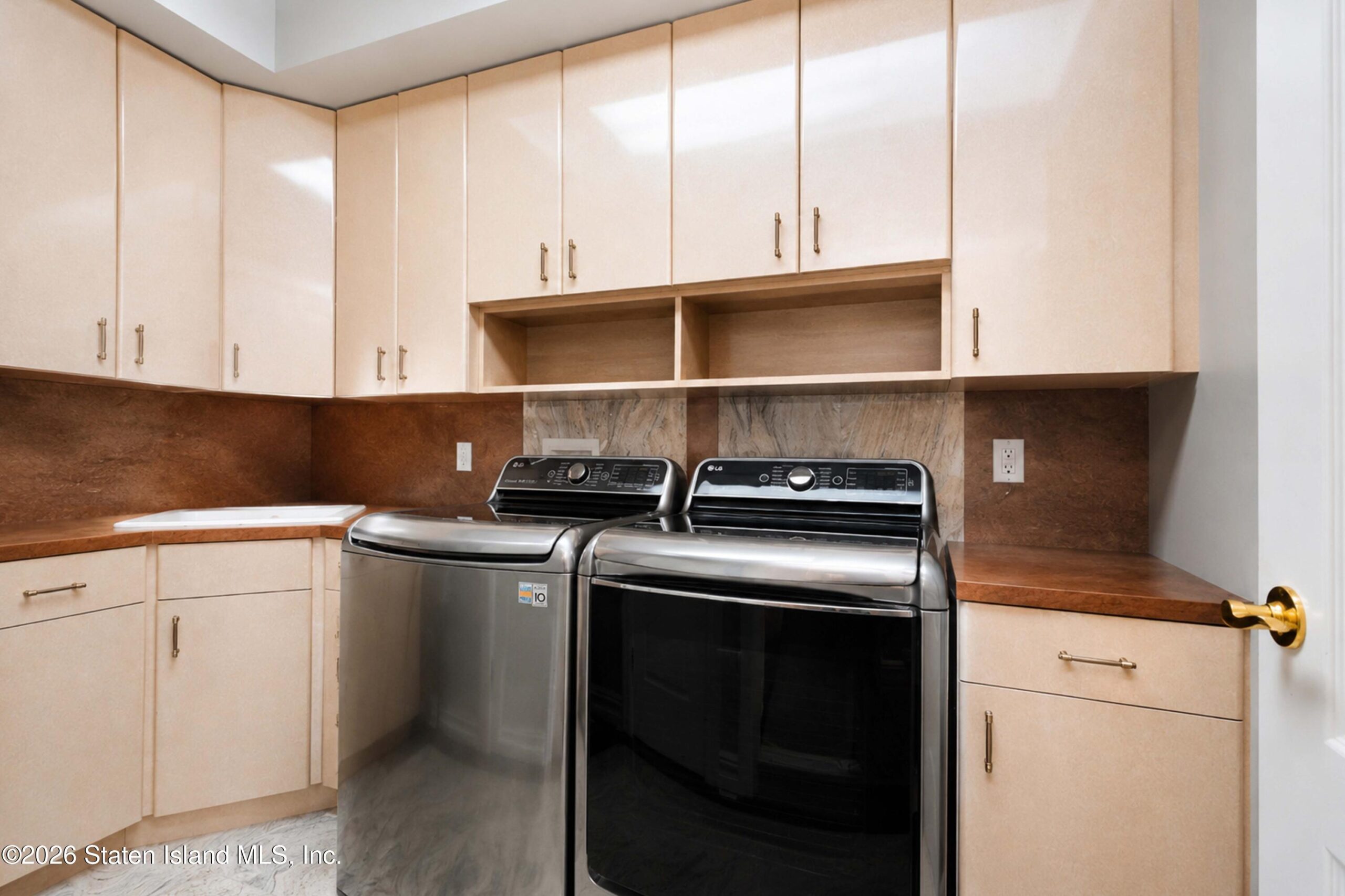160 Goff Avenue, Staten Island, NY, 10309 image 43