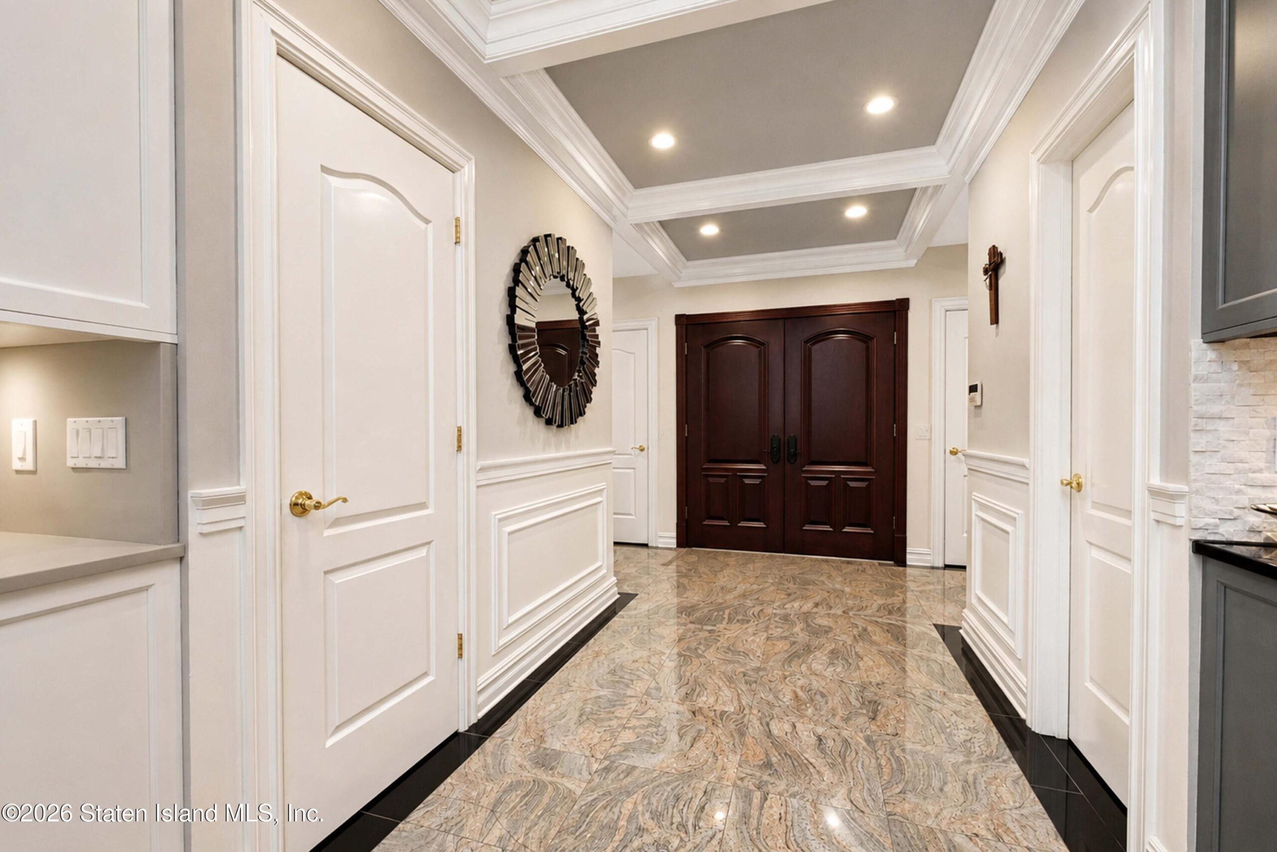 160 Goff Avenue Image 5