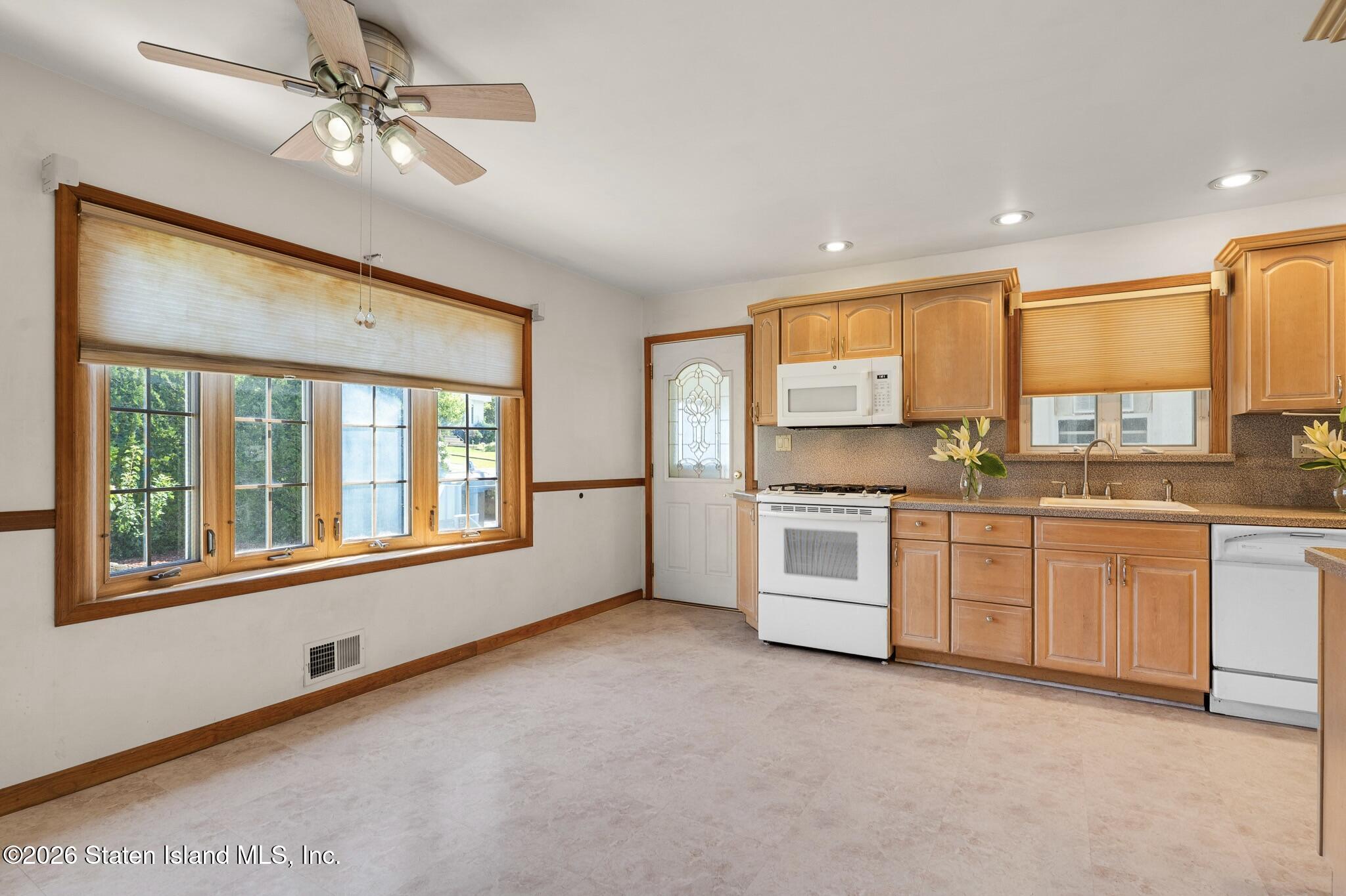 172 Wieland Avenue, Staten Island, NY, 10309 image 11