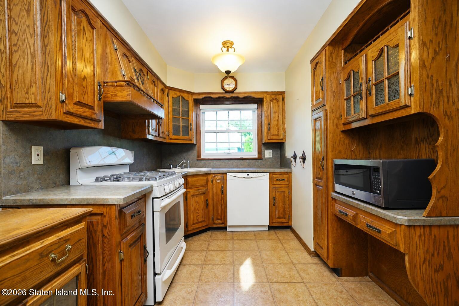 745 Bard Avenue, Staten Island, NY, 10310 image 12