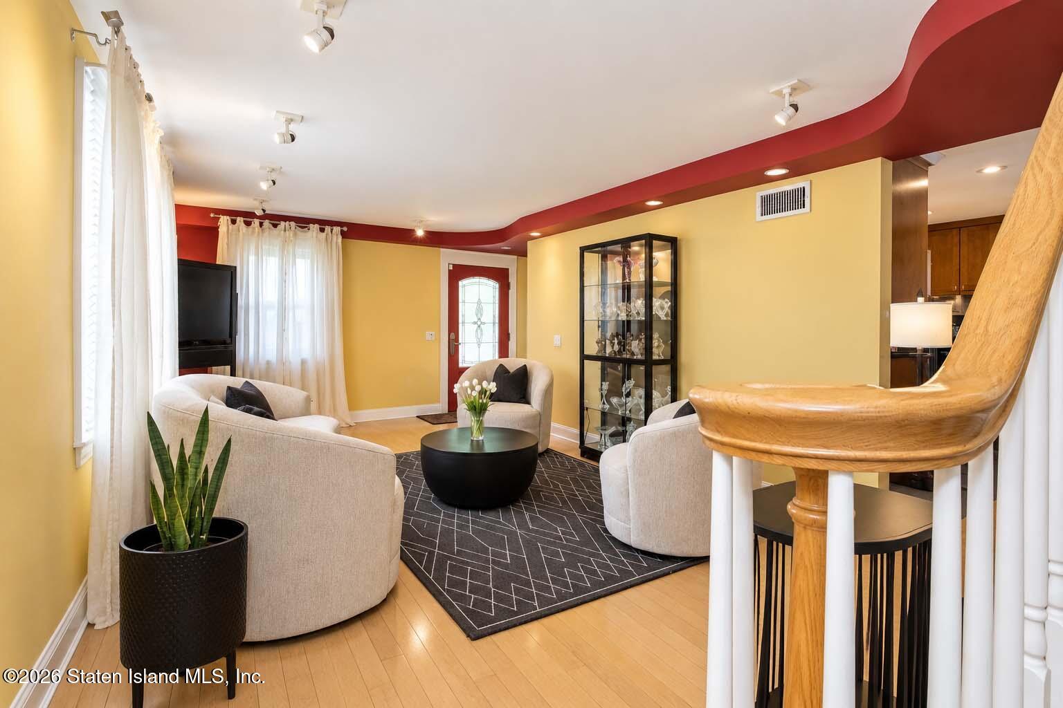 245 Old Mamaroneck Road, White Plains, NY, 10601 image 11