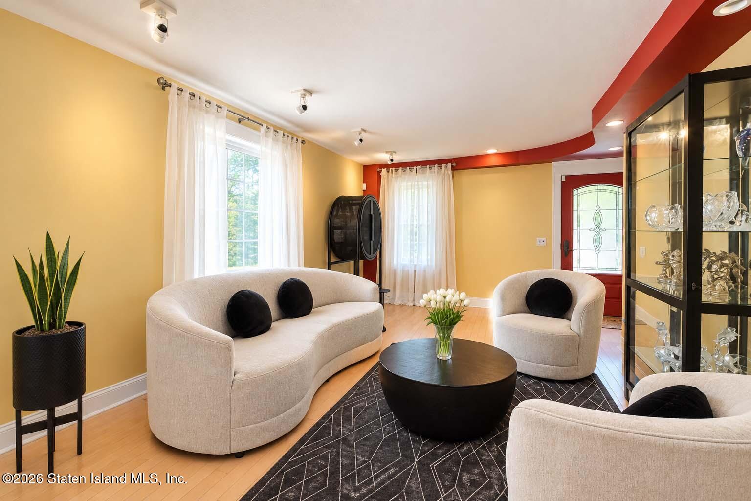 245 Old Mamaroneck Road, White Plains, NY, 10601 image 10