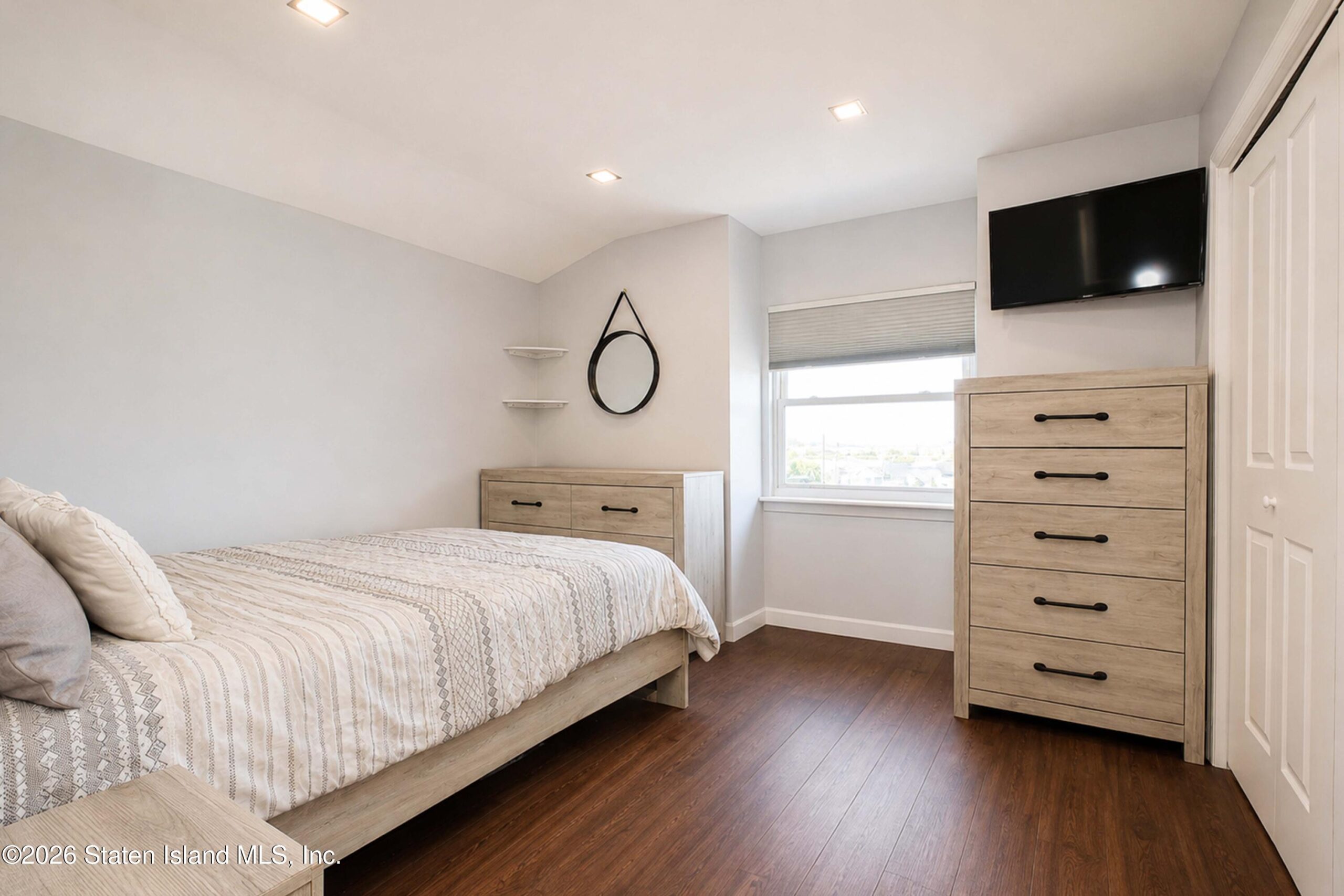 44 Girard Street, Staten Island, NY, 10307 image 25