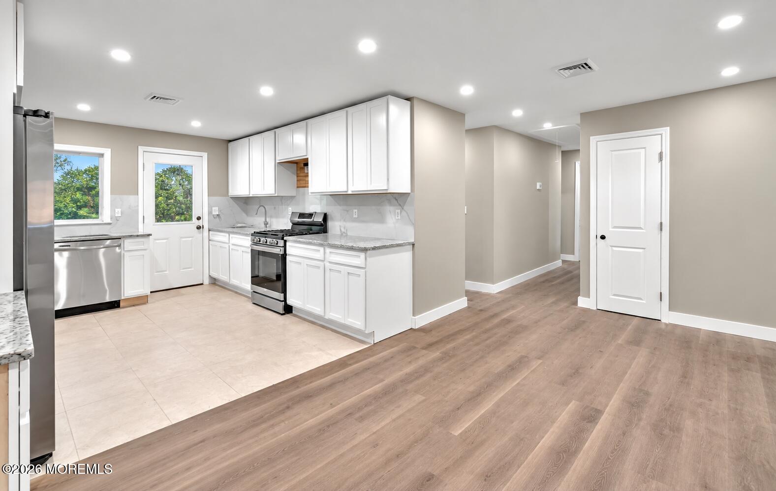 192 W 5th Street Image 3