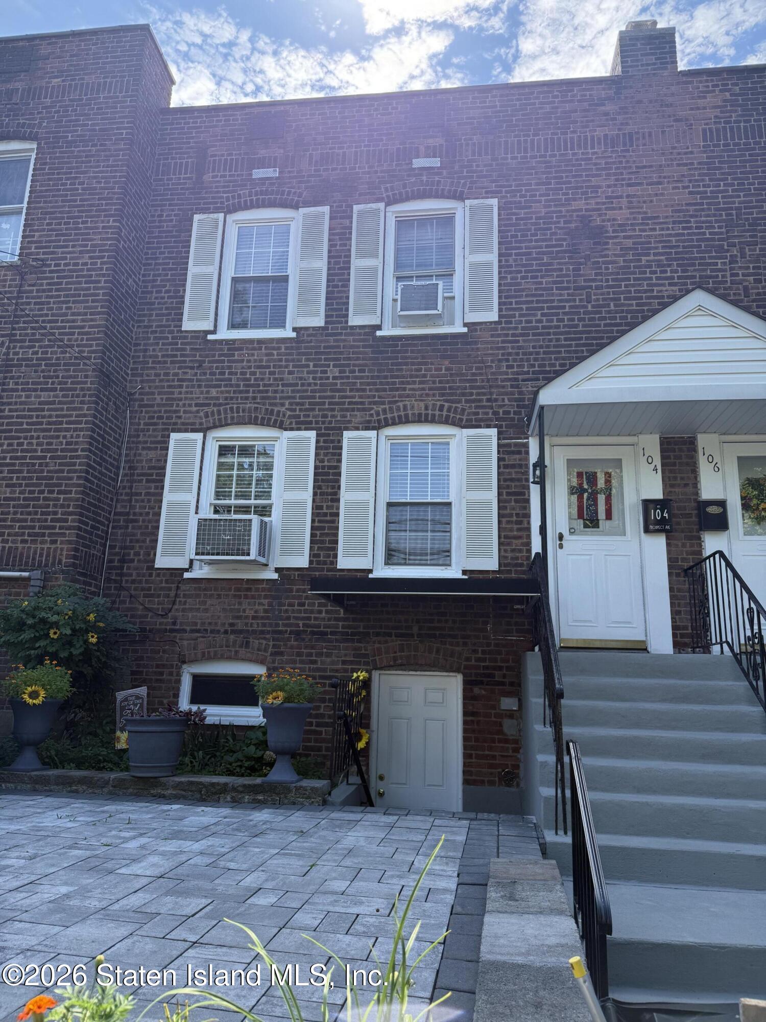 104 Prospect Avenue, Staten Island, NY, 10301