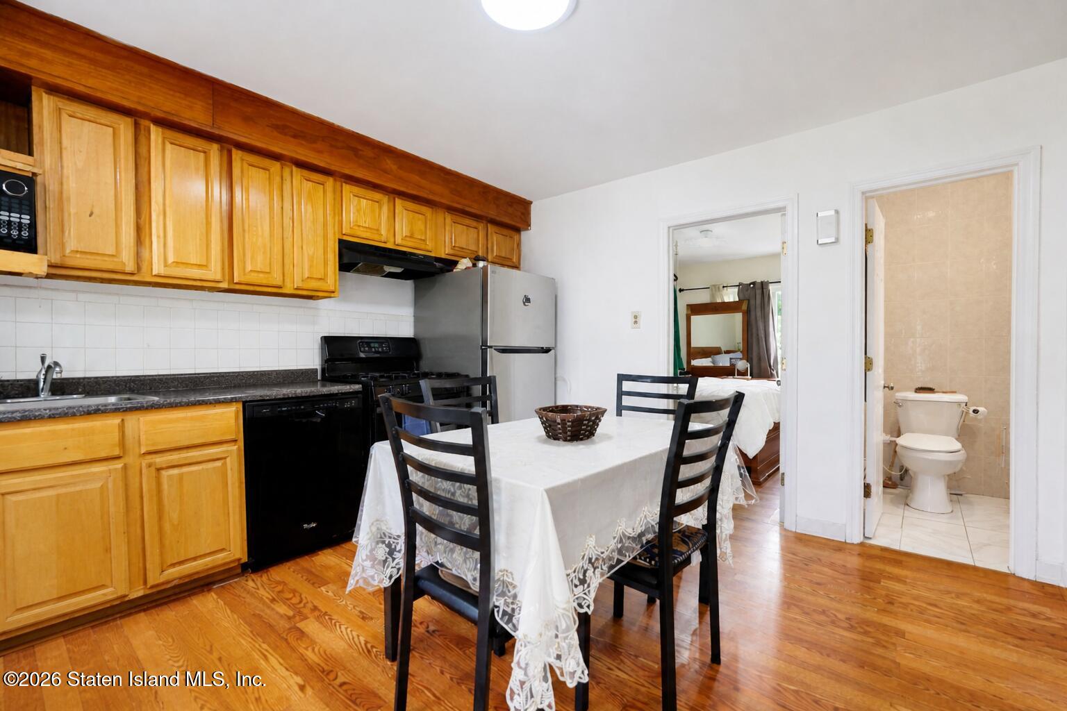 12 Doty Avenue, Staten Island, NY, 10305 image 7