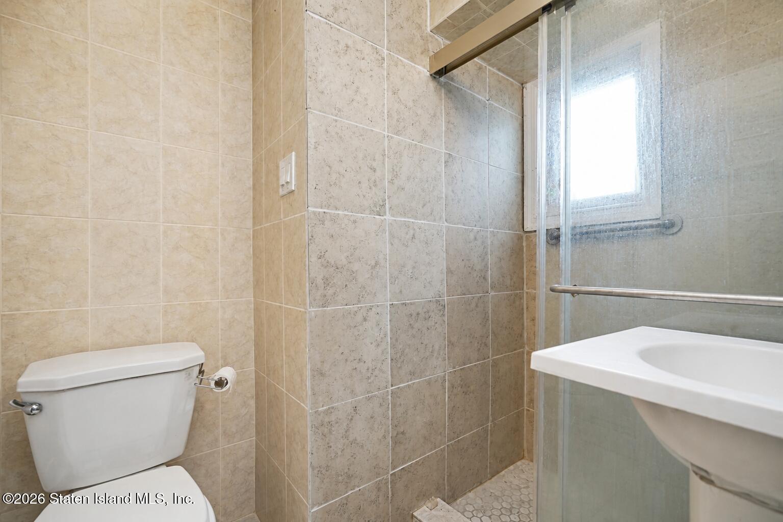 12 Doty Avenue, Staten Island, NY, 10305 image 30