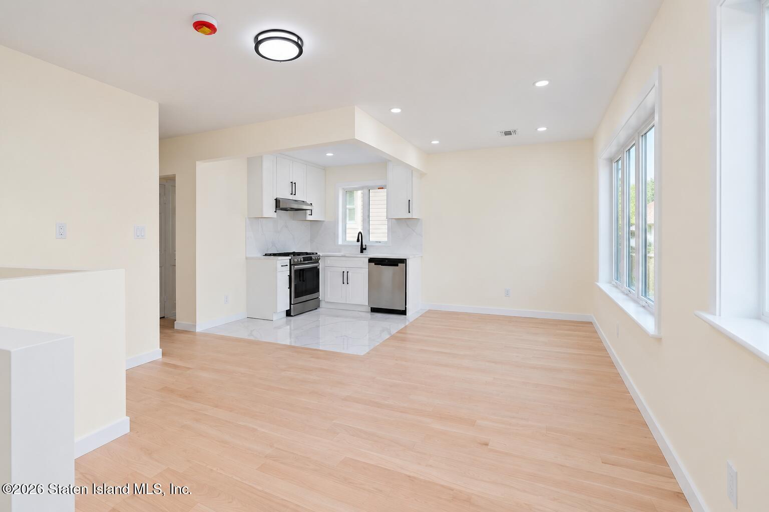 206 Bache Avenue, Staten Island, NY, 10306 image 9