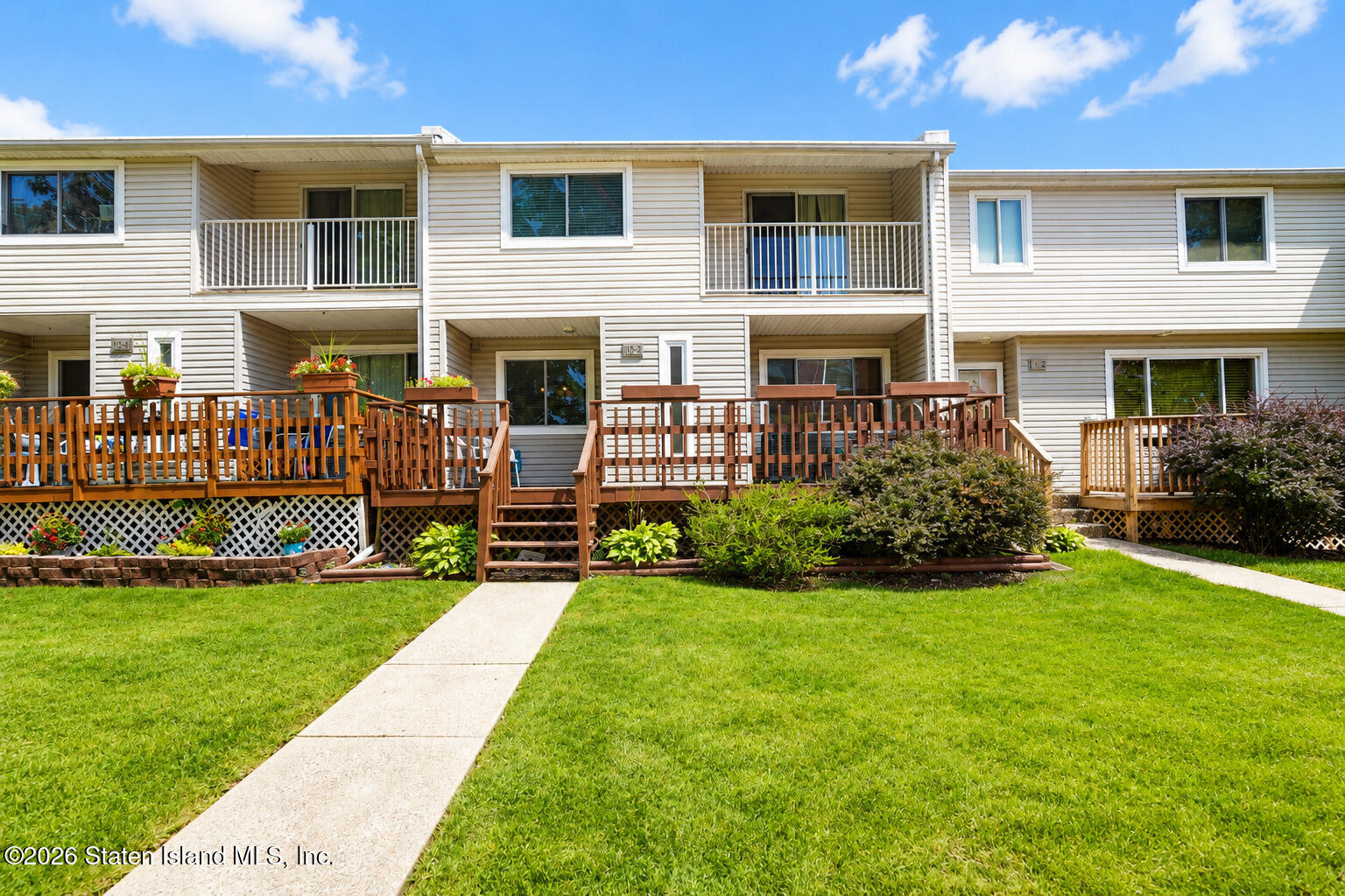 413-2 Willow Road Image 2
