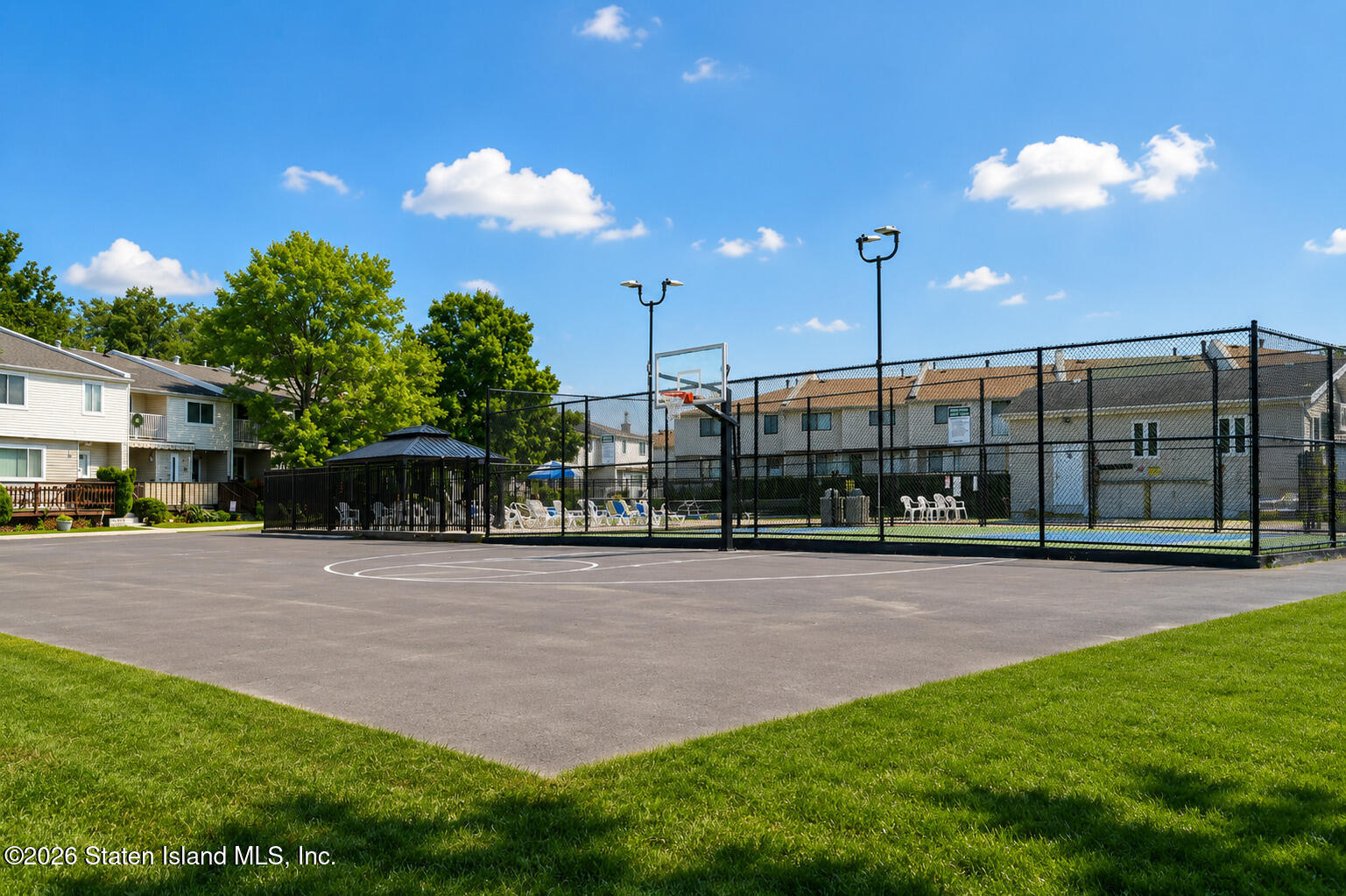413-2 Willow Road, Staten Island, NY, 10314 image 32
