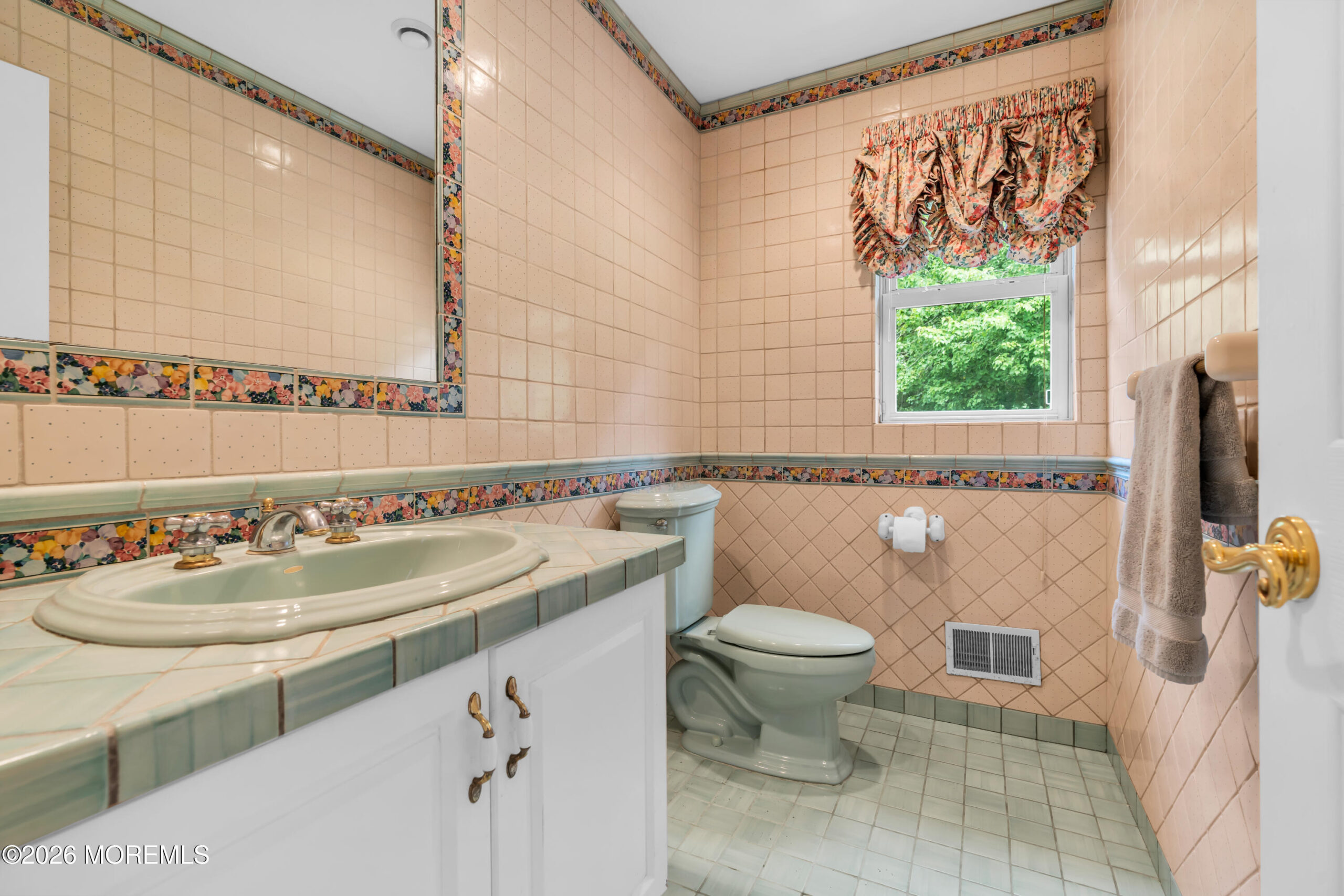 30 Amagansett Drive, Morganville, NJ, 07751 image 32
