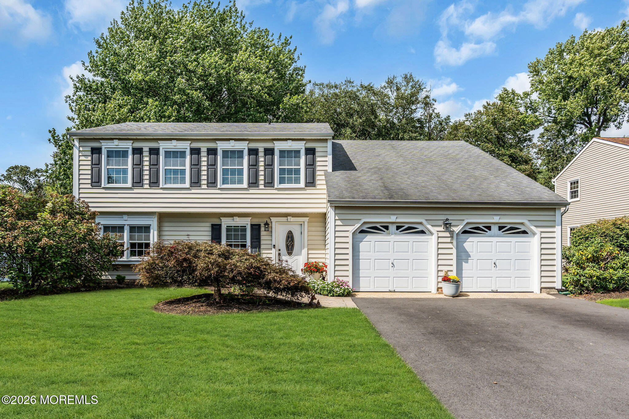 42 Devon Drive Image 2