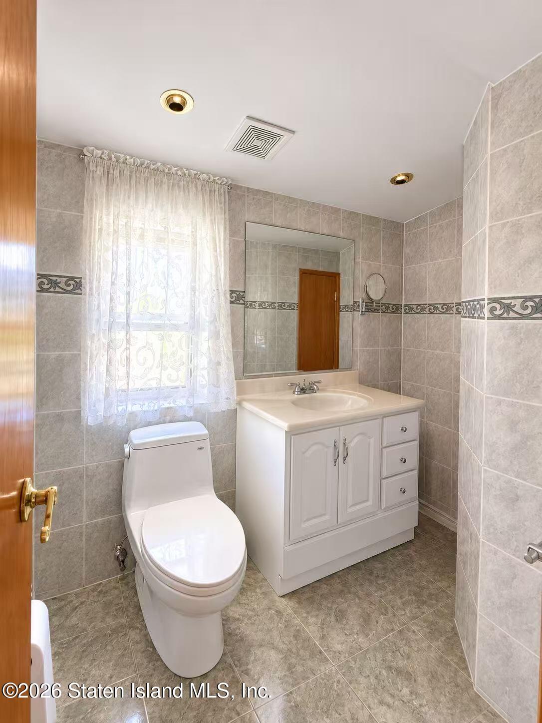 1740 E 27th Street, Brooklyn, NY, 11229 image 14