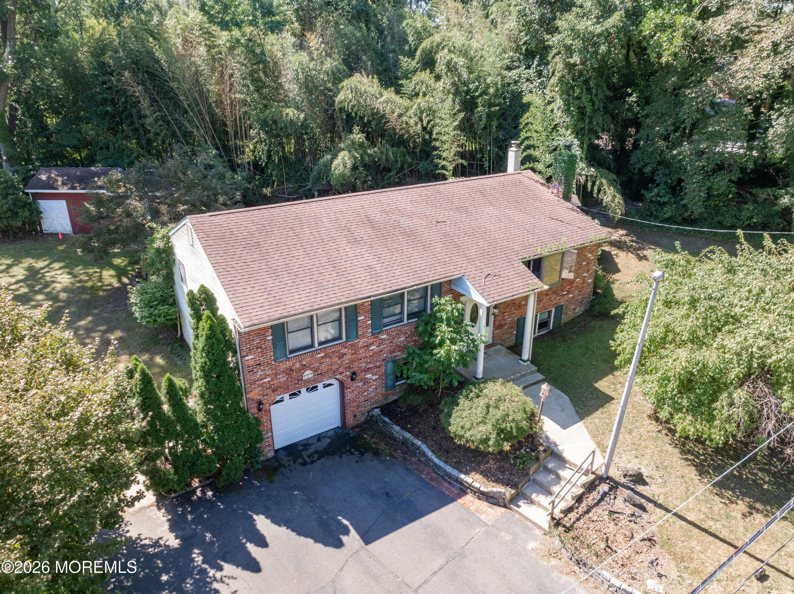 547 Lake Boulevard Image 1