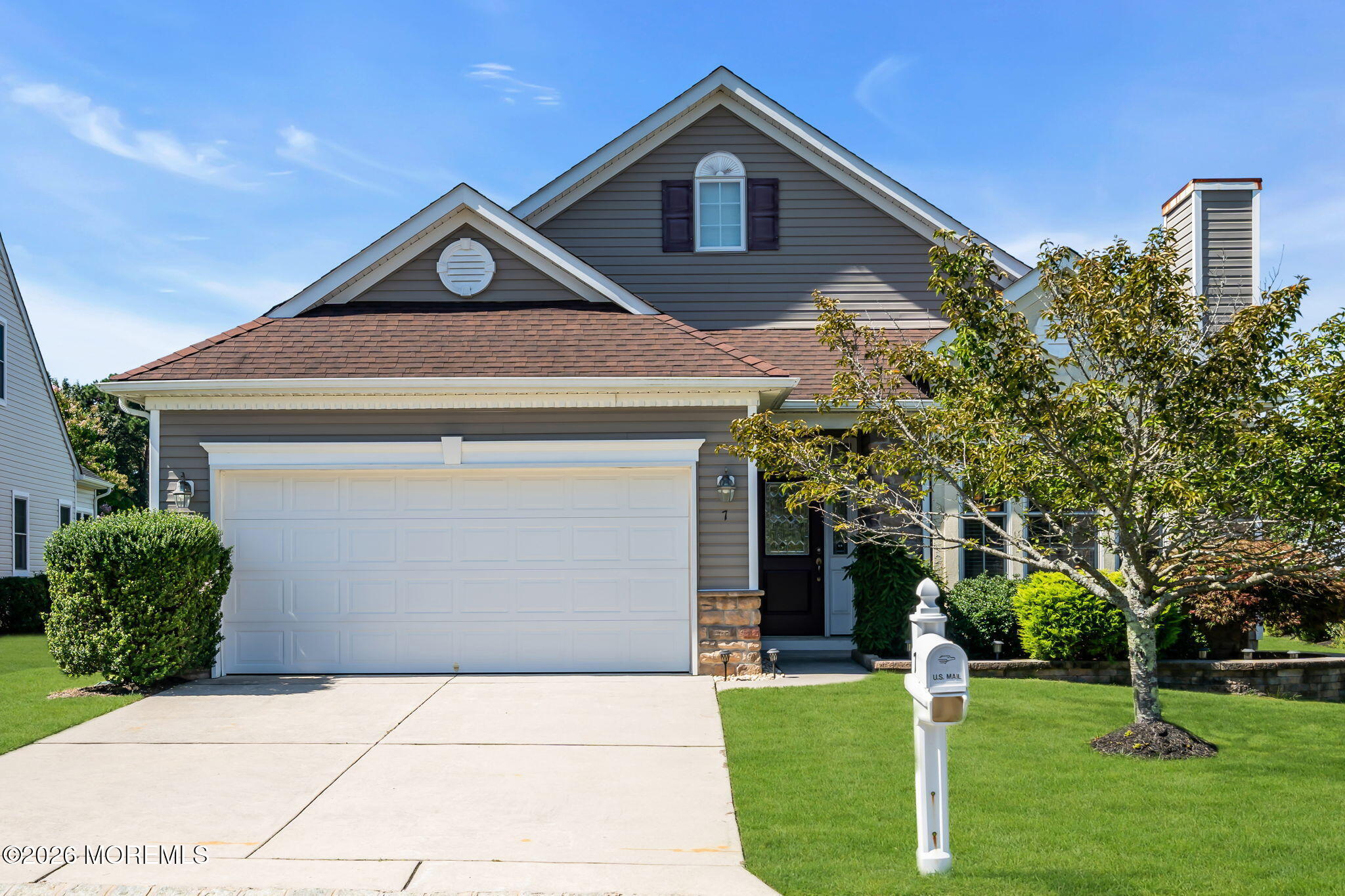 7 Stone Harbor Way Image 3