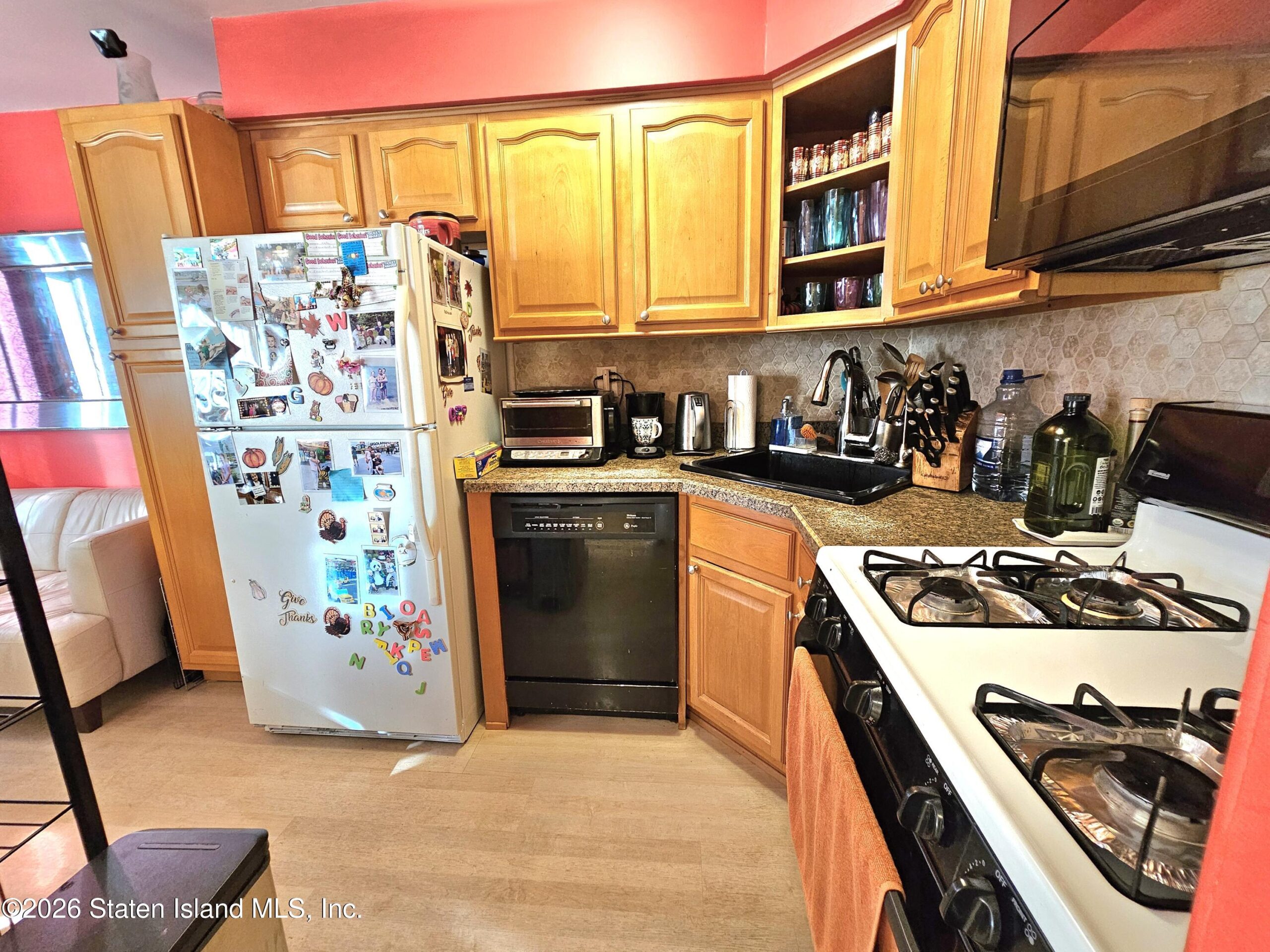 20 Arielle Lane, Staten Island, NY, 10314 image 11