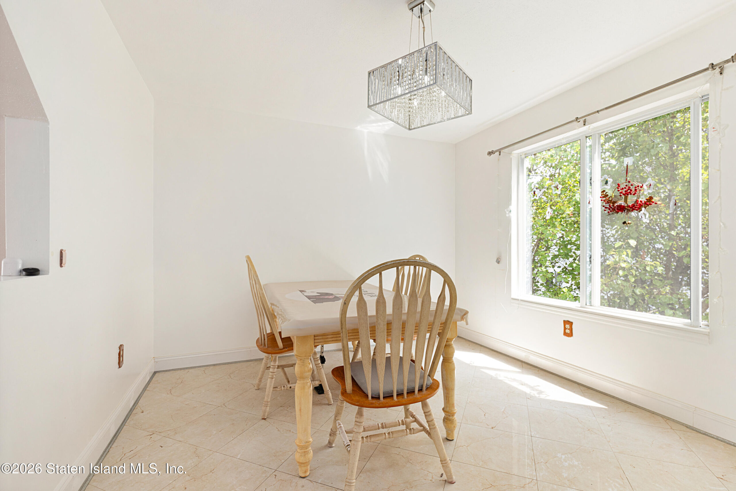 246 Jamie Lane, Staten Island, NY, 10312 image 16