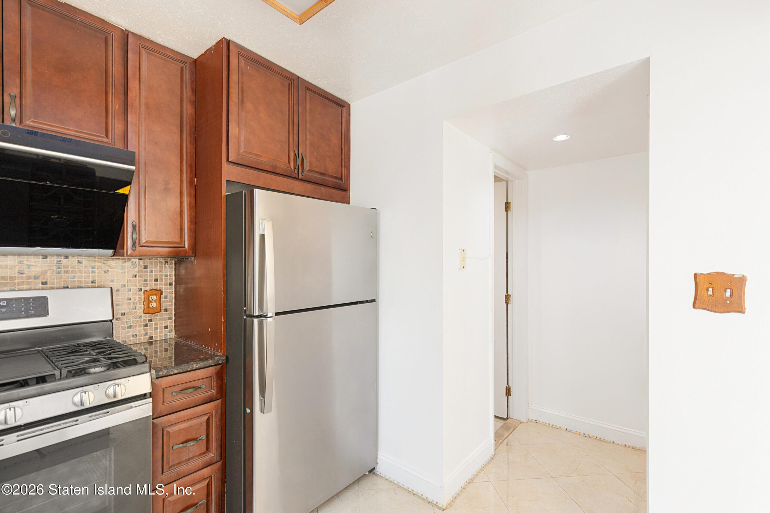 246 Jamie Lane, Staten Island, NY, 10312 image 21
