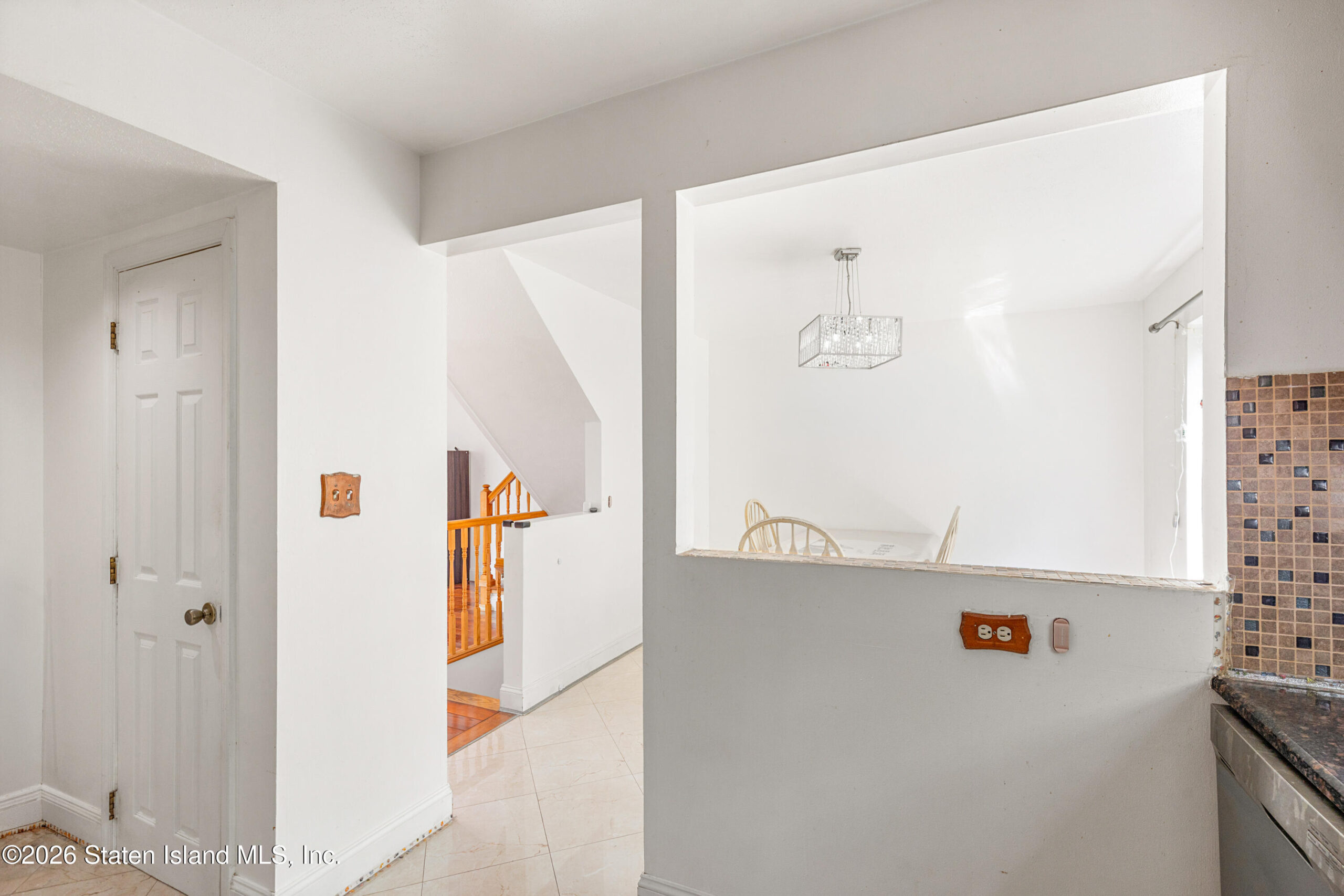 246 Jamie Lane, Staten Island, NY, 10312 image 22