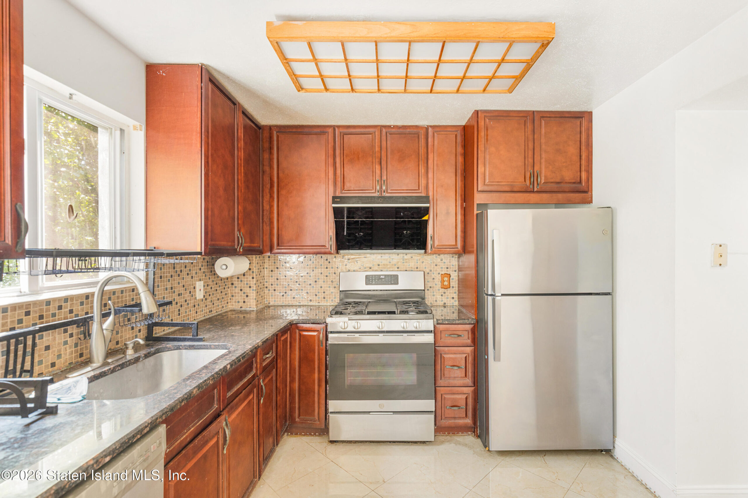 246 Jamie Lane, Staten Island, NY, 10312 image 23
