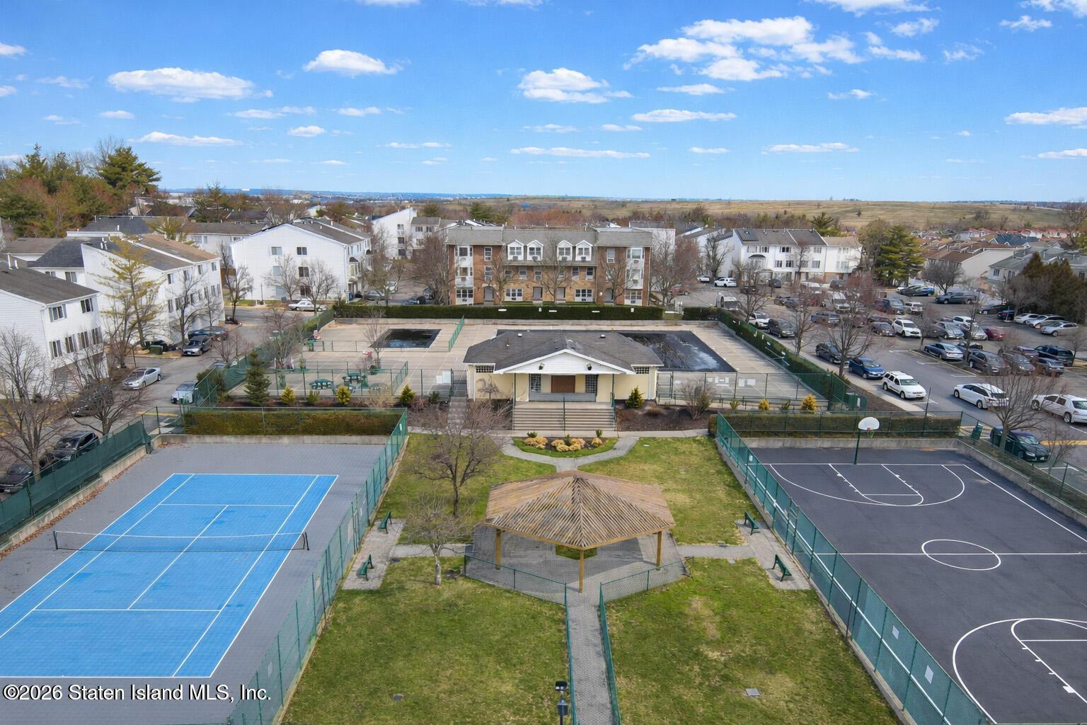 246 Jamie Lane, Staten Island, NY, 10312 image 42