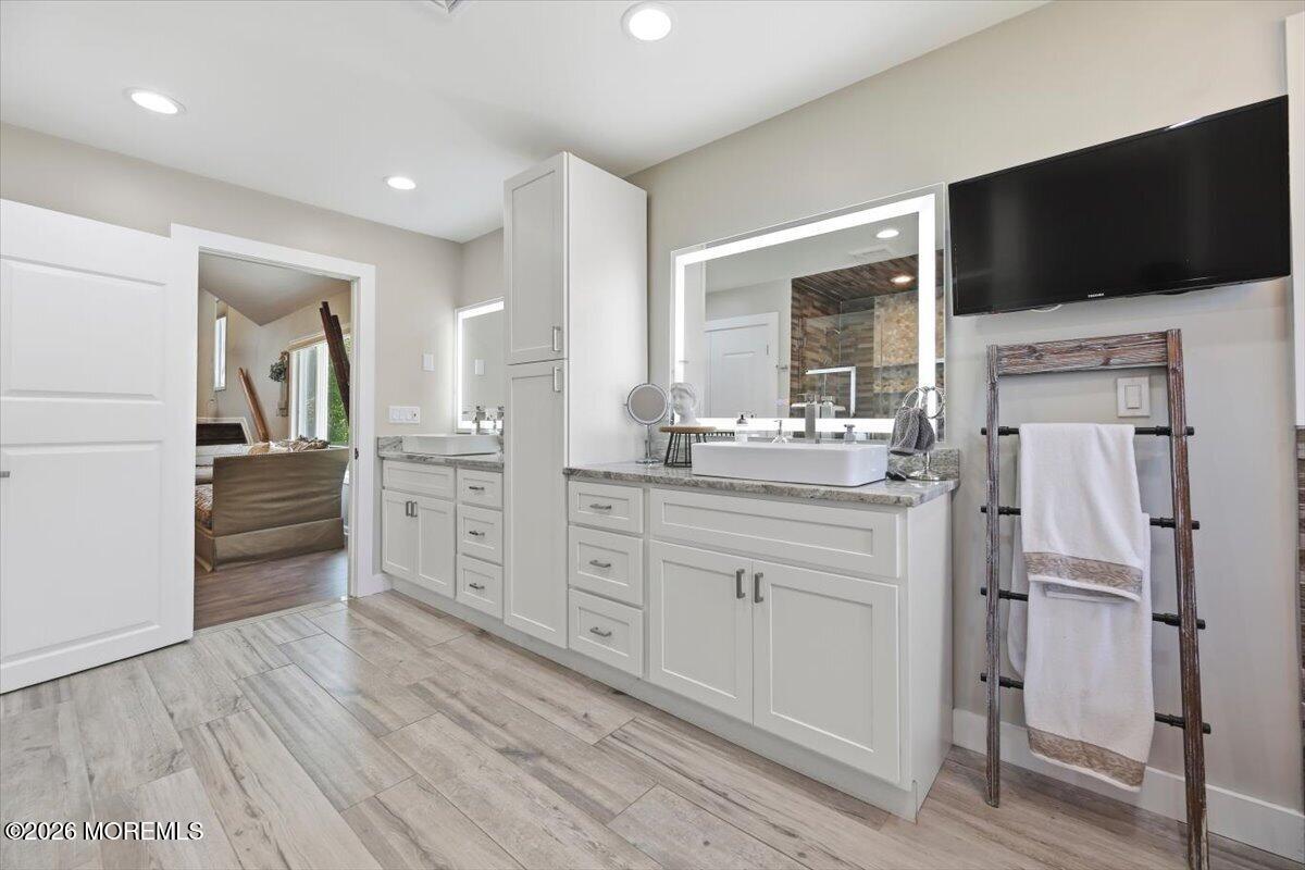 9 Landmark Lane, Marlboro, NJ, 07746 image 21